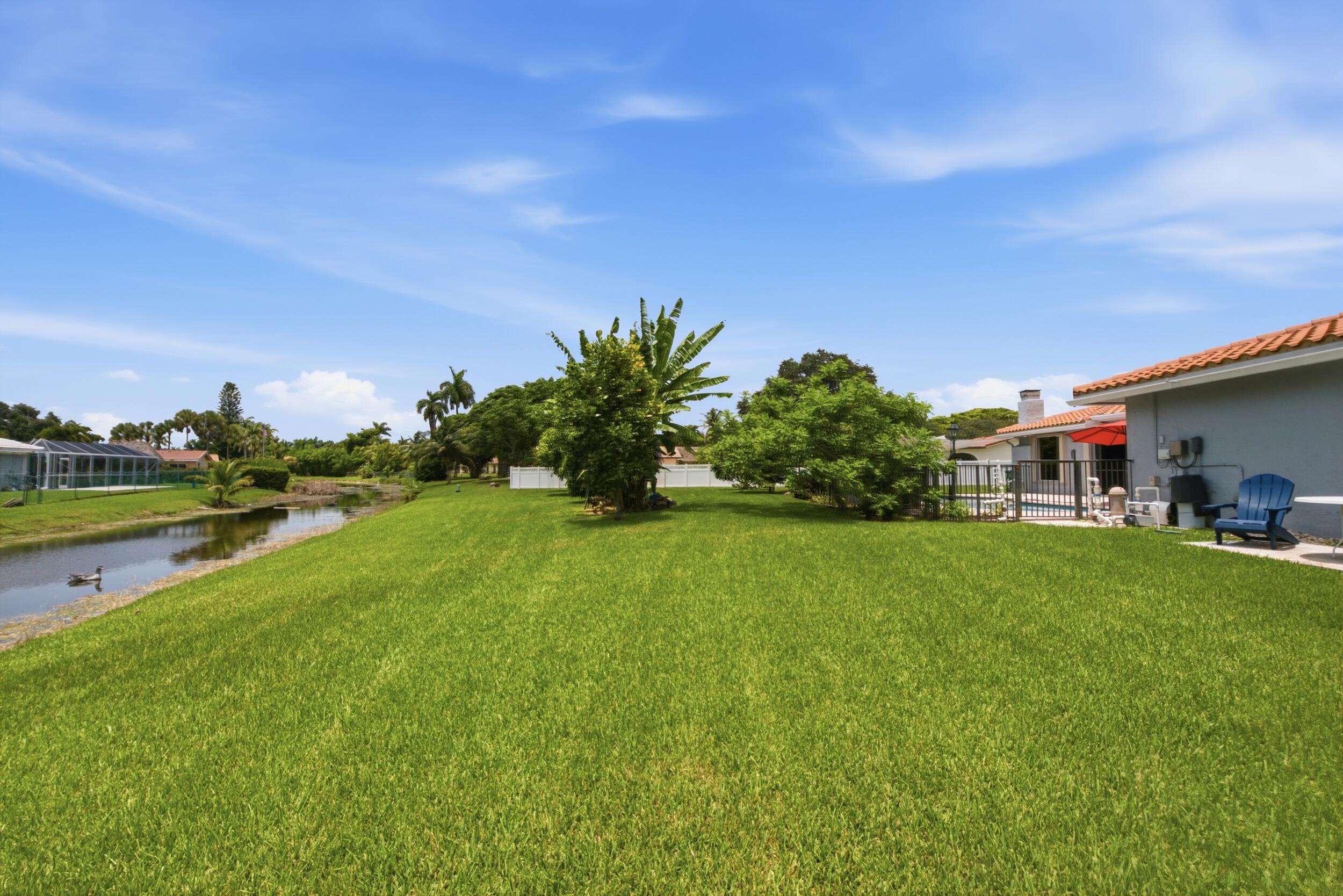 CORAL SPRINGS COUNTRY CLUB - Residential