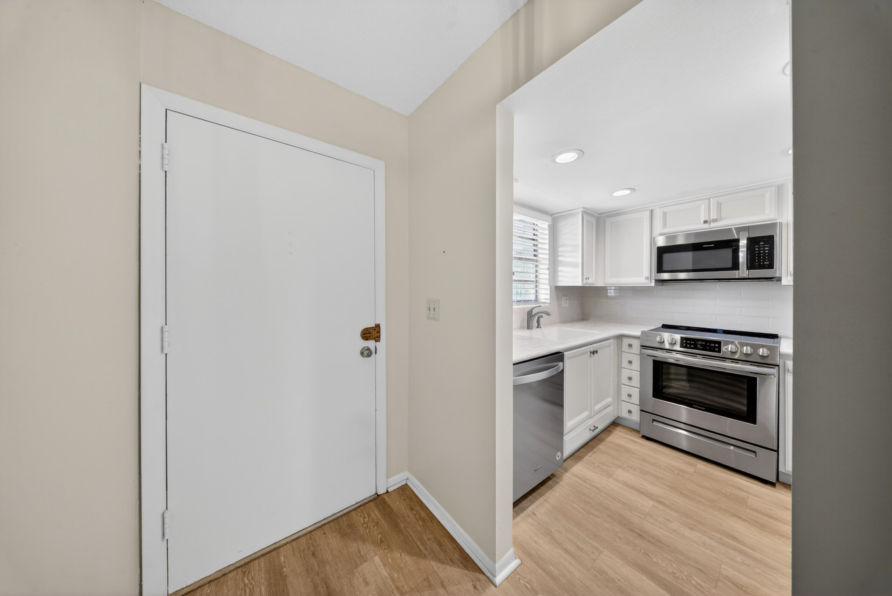CEDAR POINTE CONDO - Residential