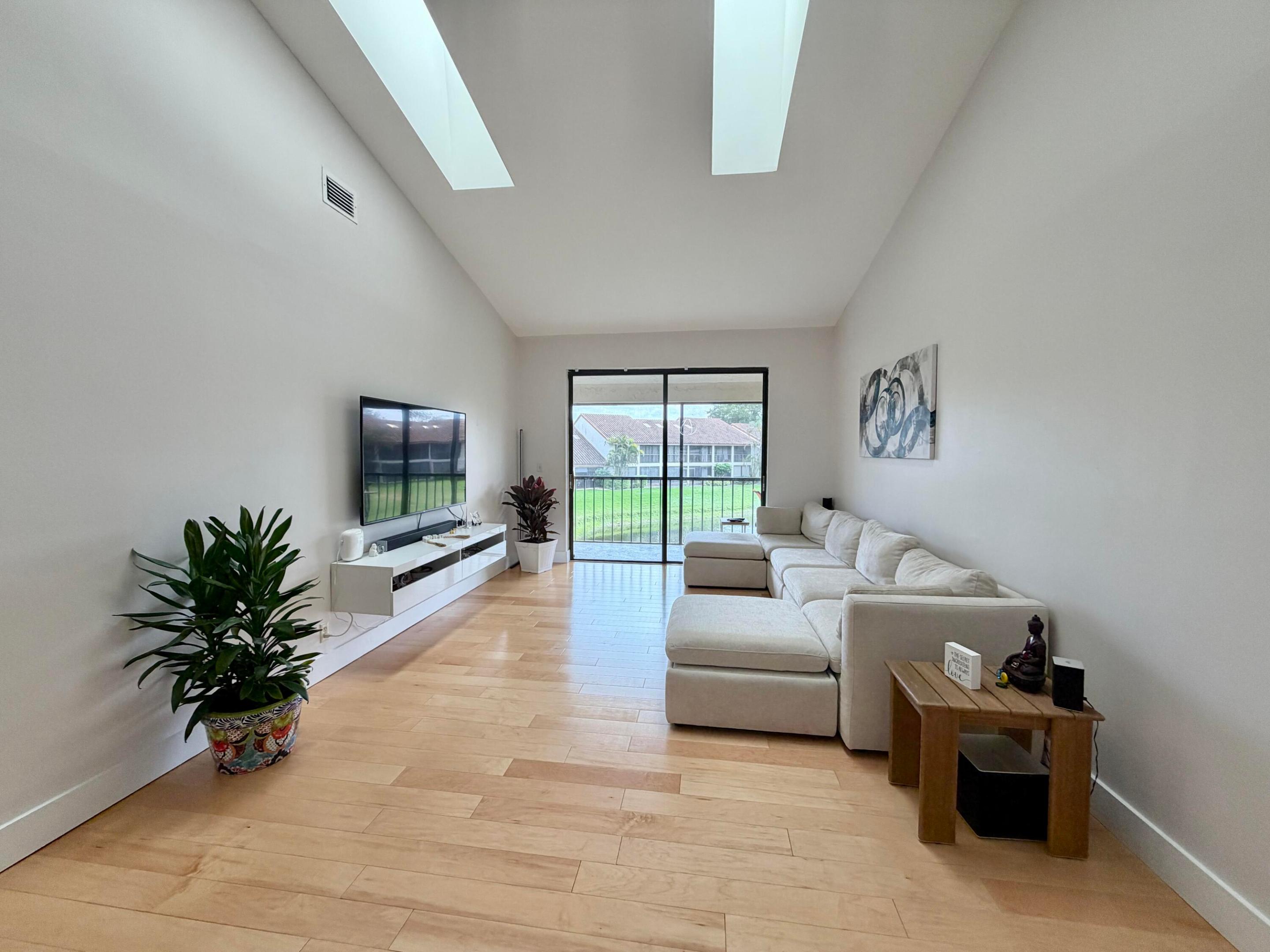 LA MIRADA AT BOCA POINTE CONDOS - Residential