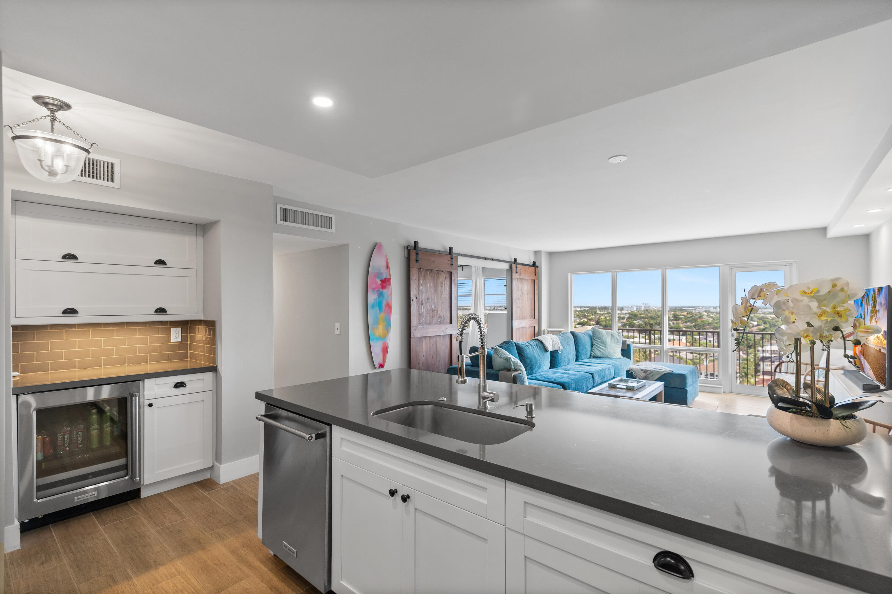 ESSEX TOWER CONDO - Residential