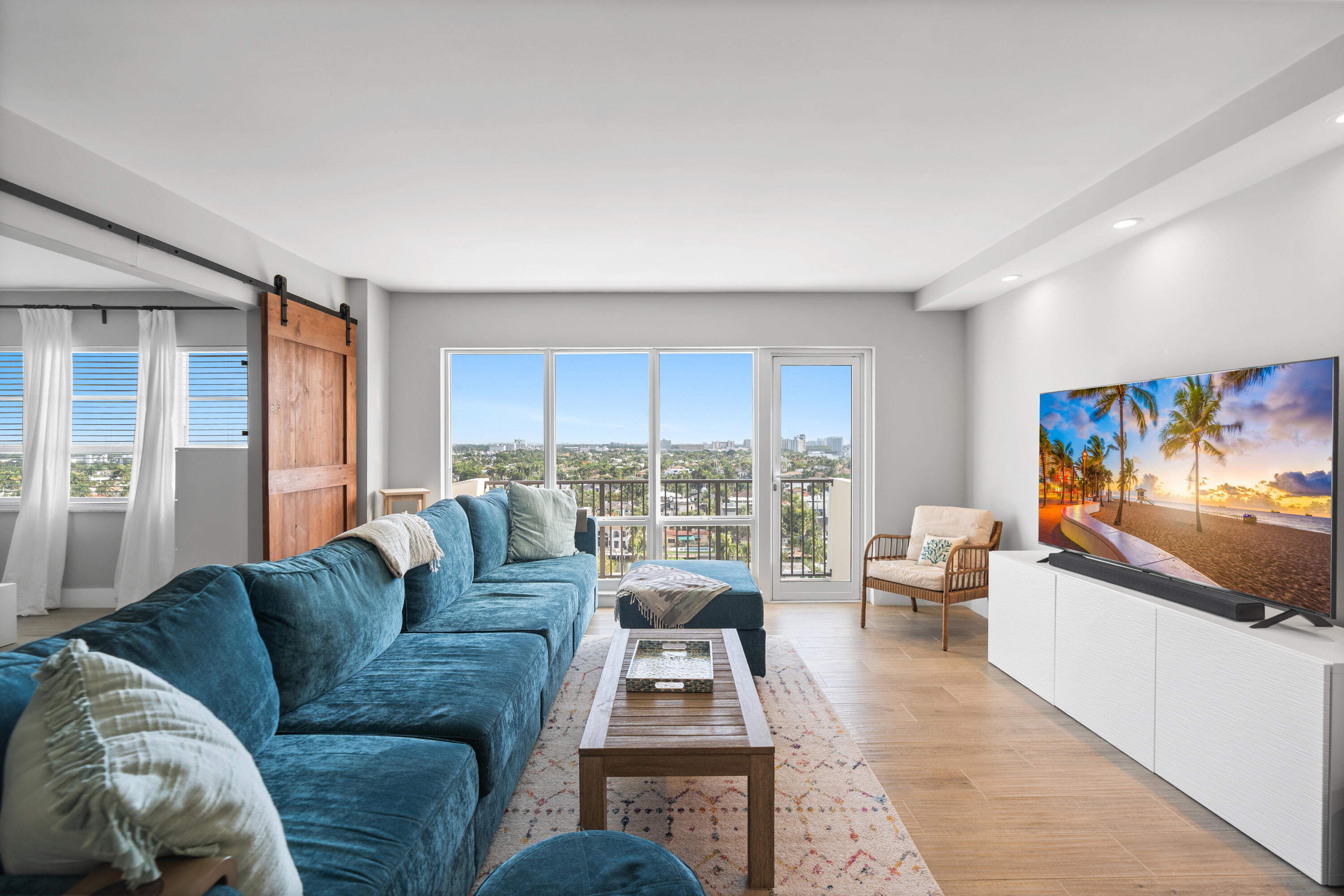 ESSEX TOWER CONDO - Residential