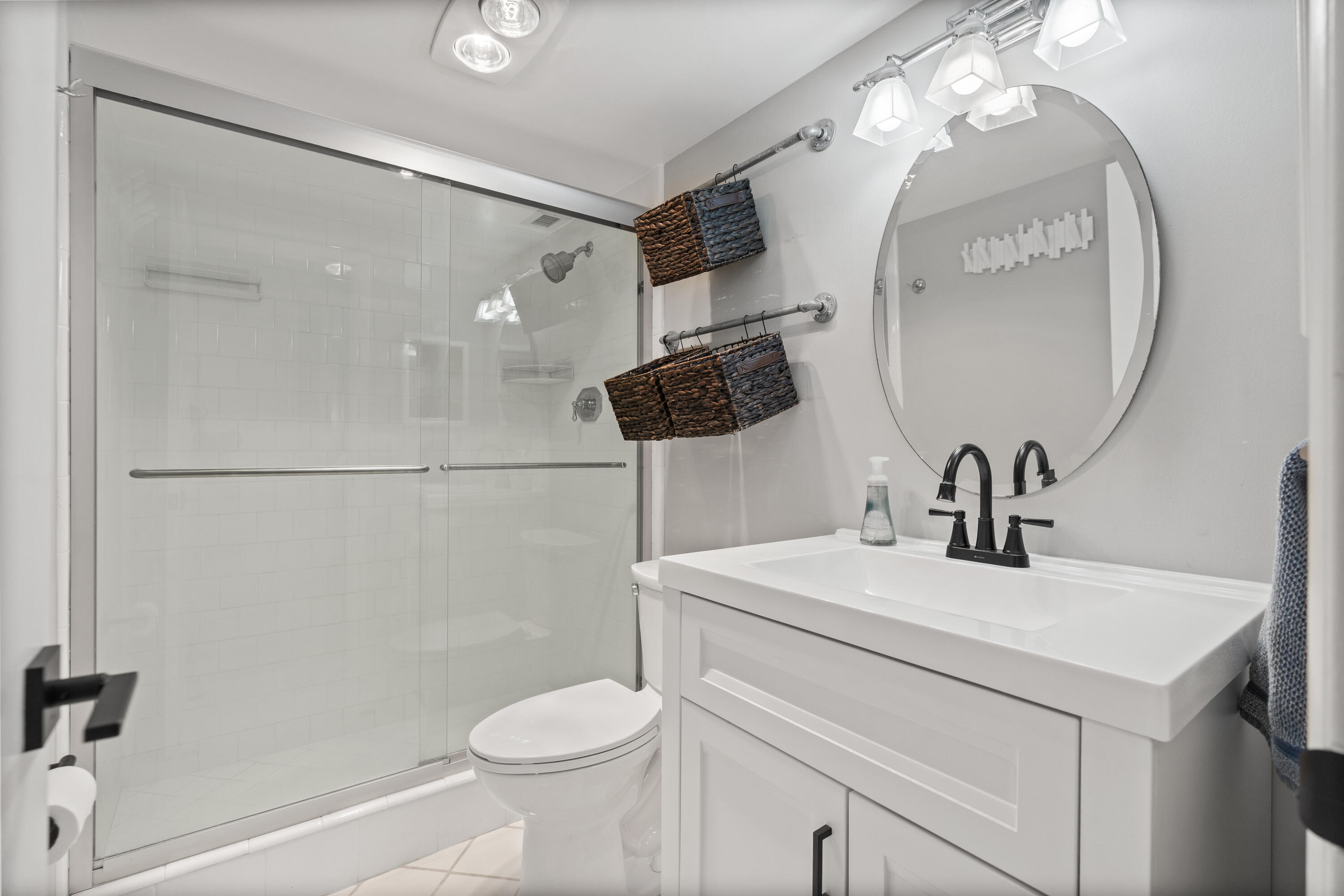ESSEX TOWER CONDO - Residential