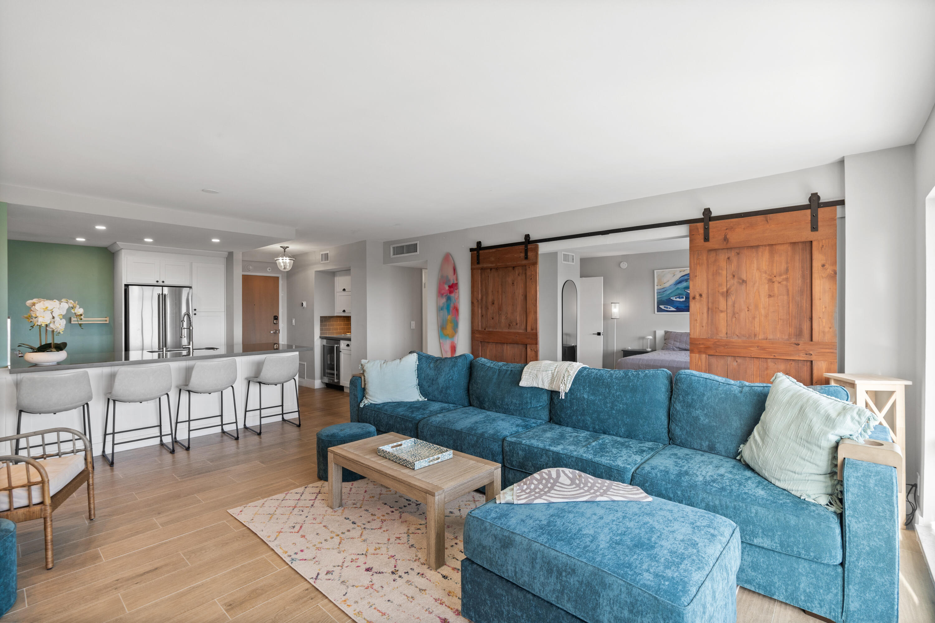 ESSEX TOWER CONDO - Residential