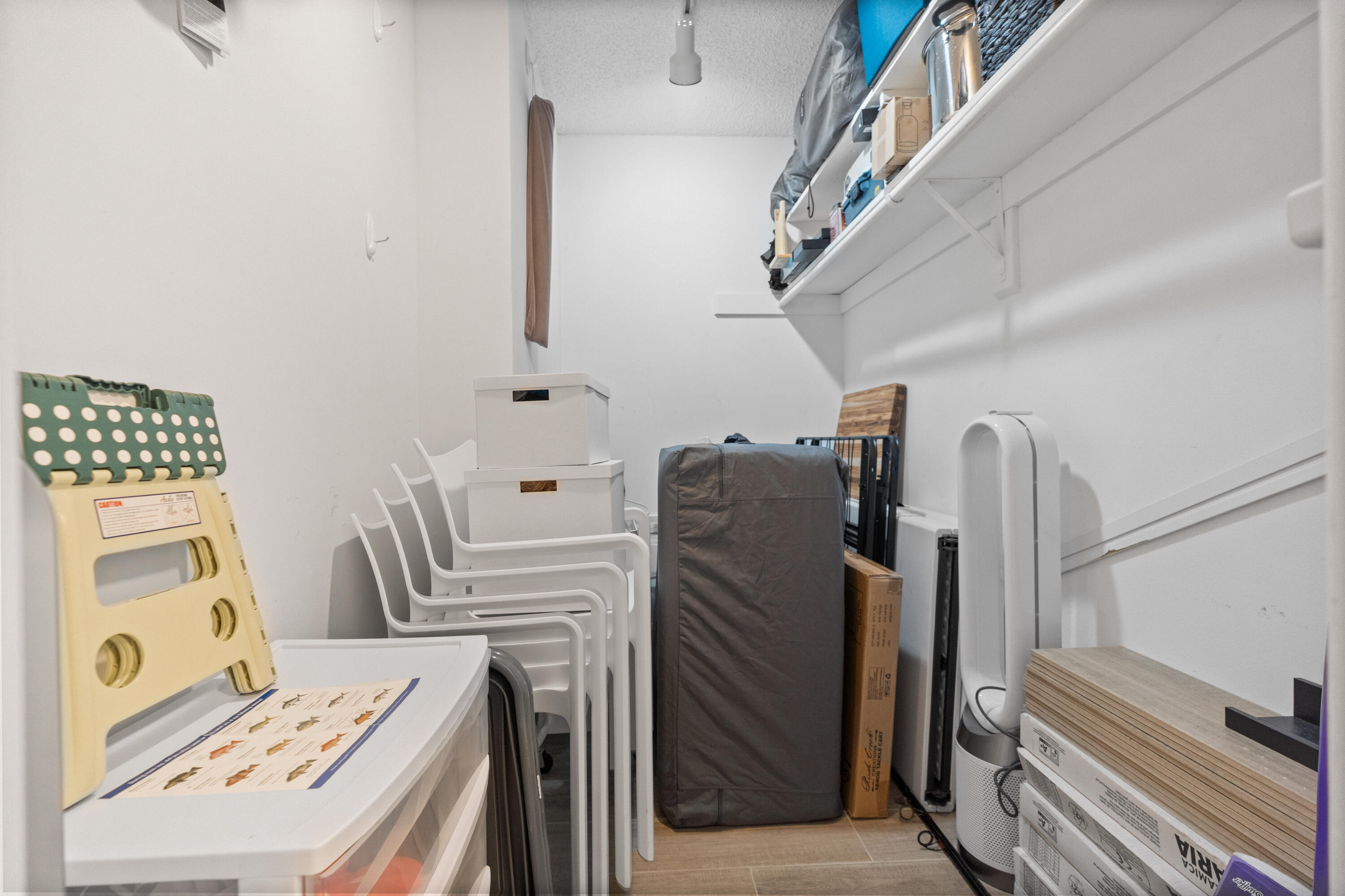 ESSEX TOWER CONDO - Residential