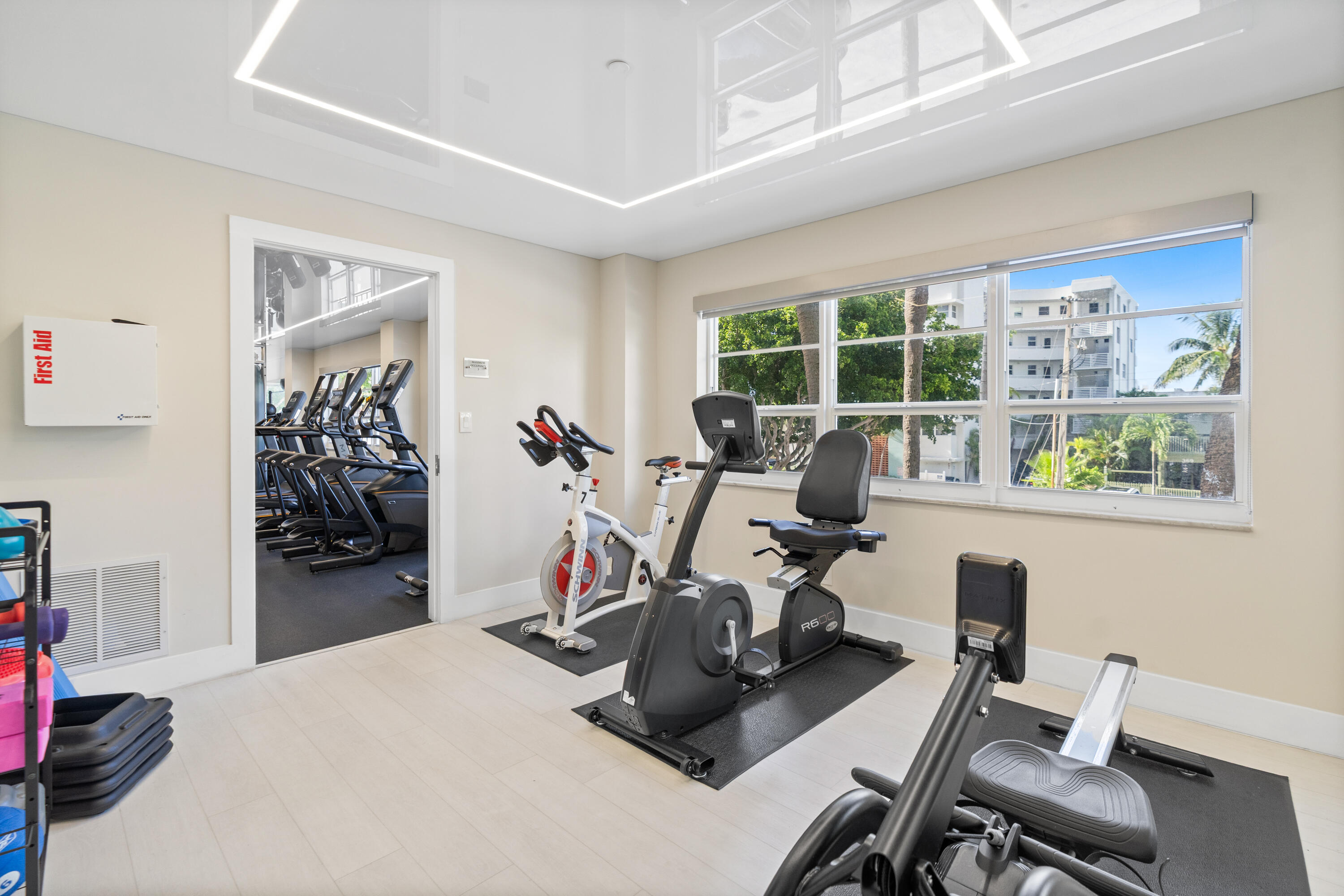 ESSEX TOWER CONDO - Residential