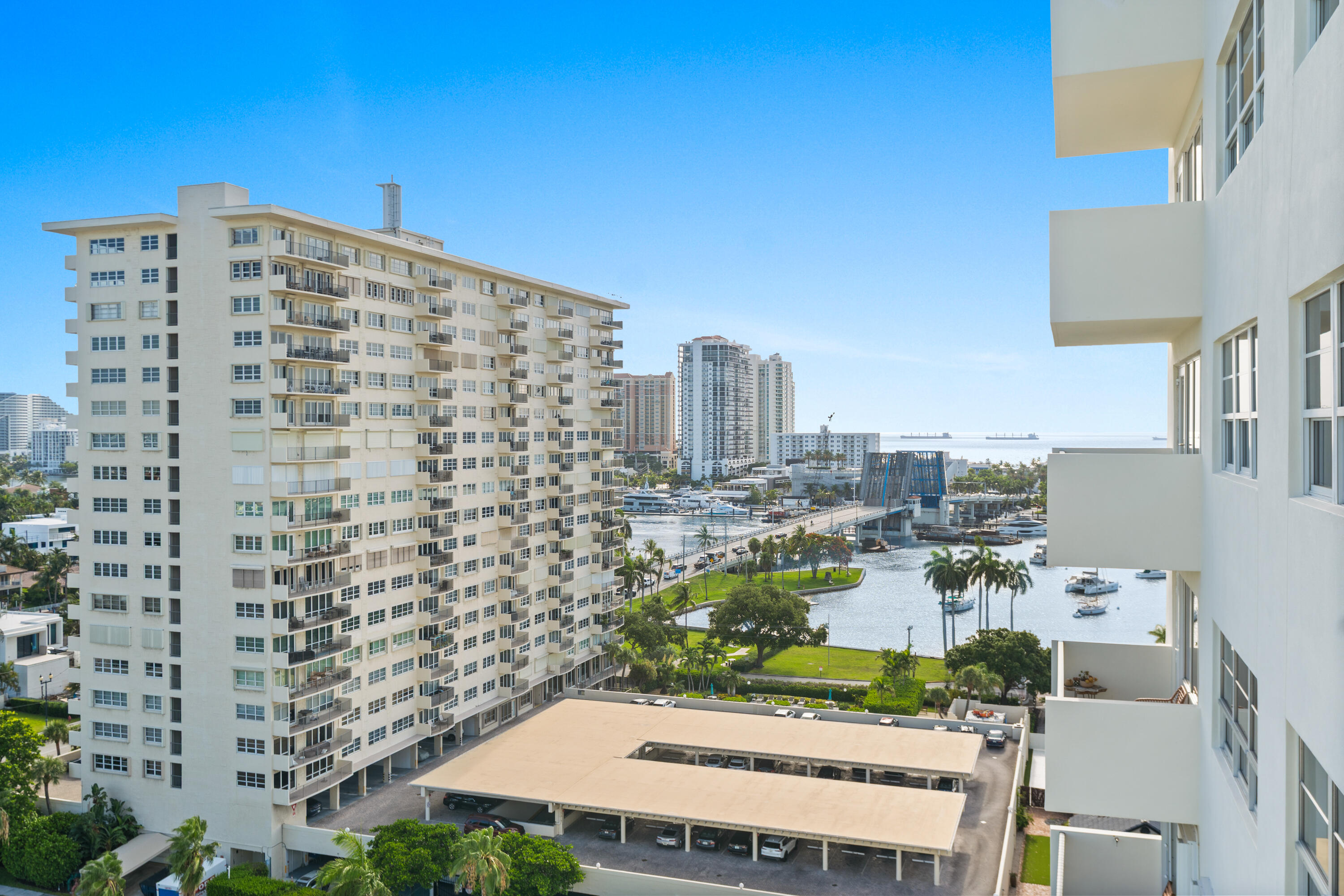 ESSEX TOWER CONDO - Residential