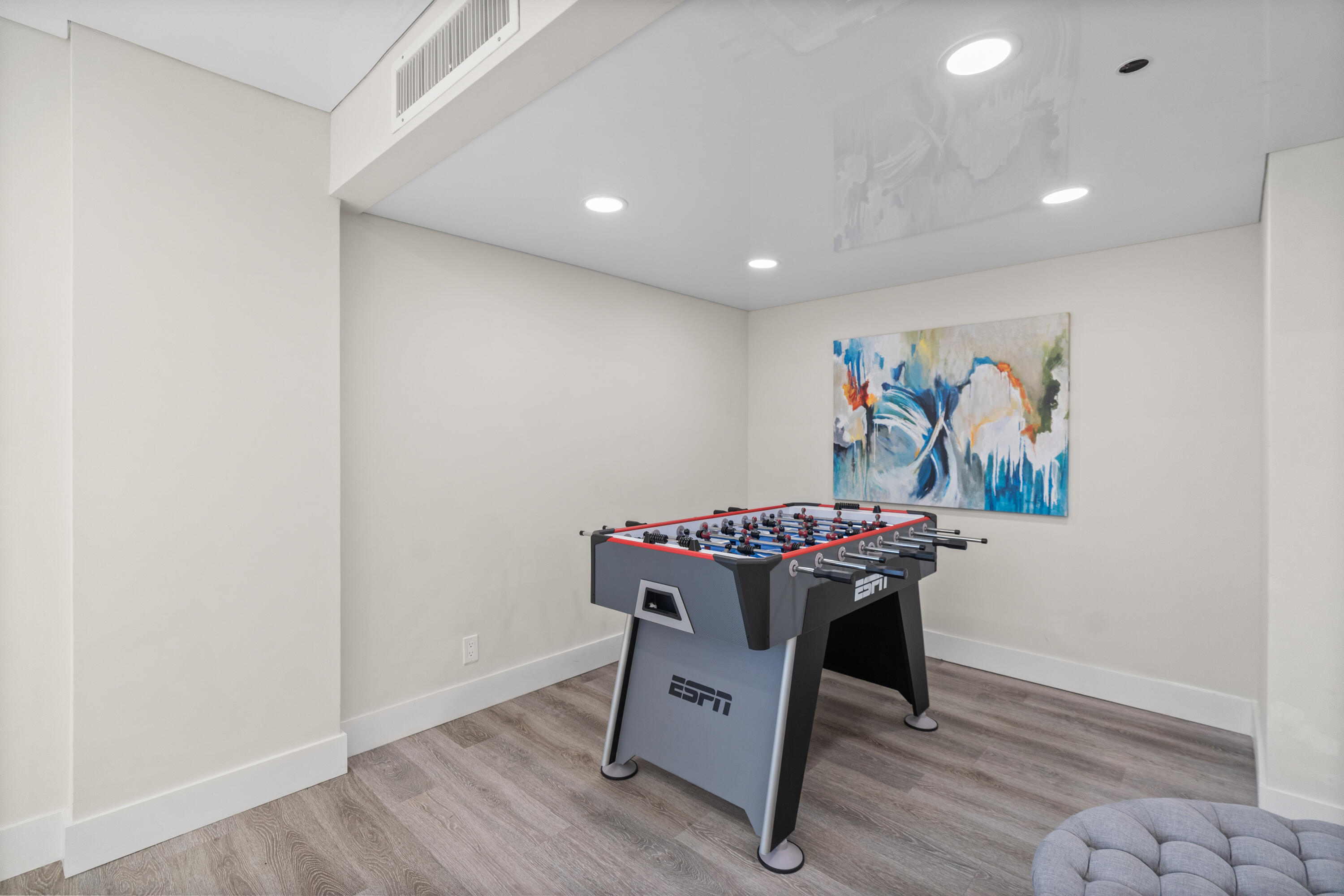ESSEX TOWER CONDO - Residential