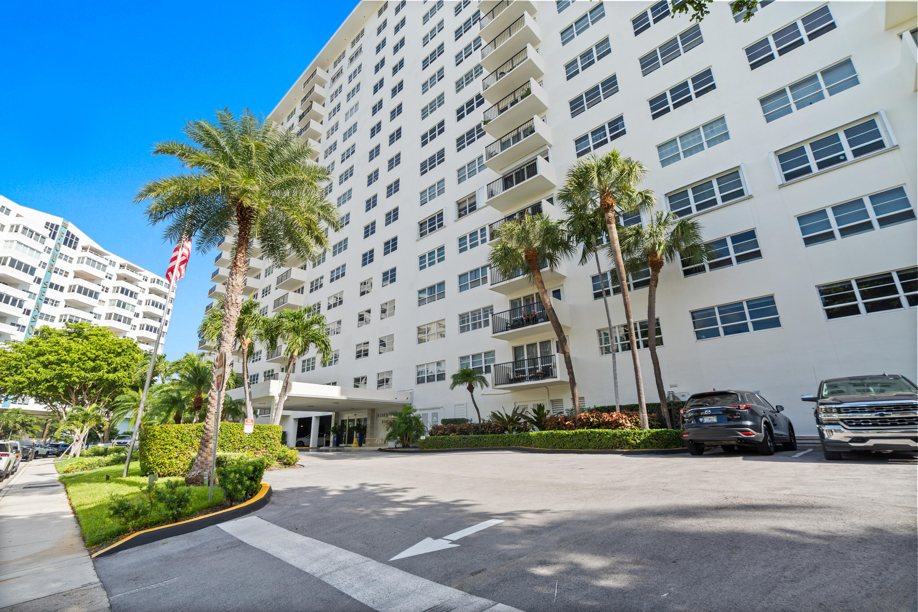 ESSEX TOWER CONDO - Residential