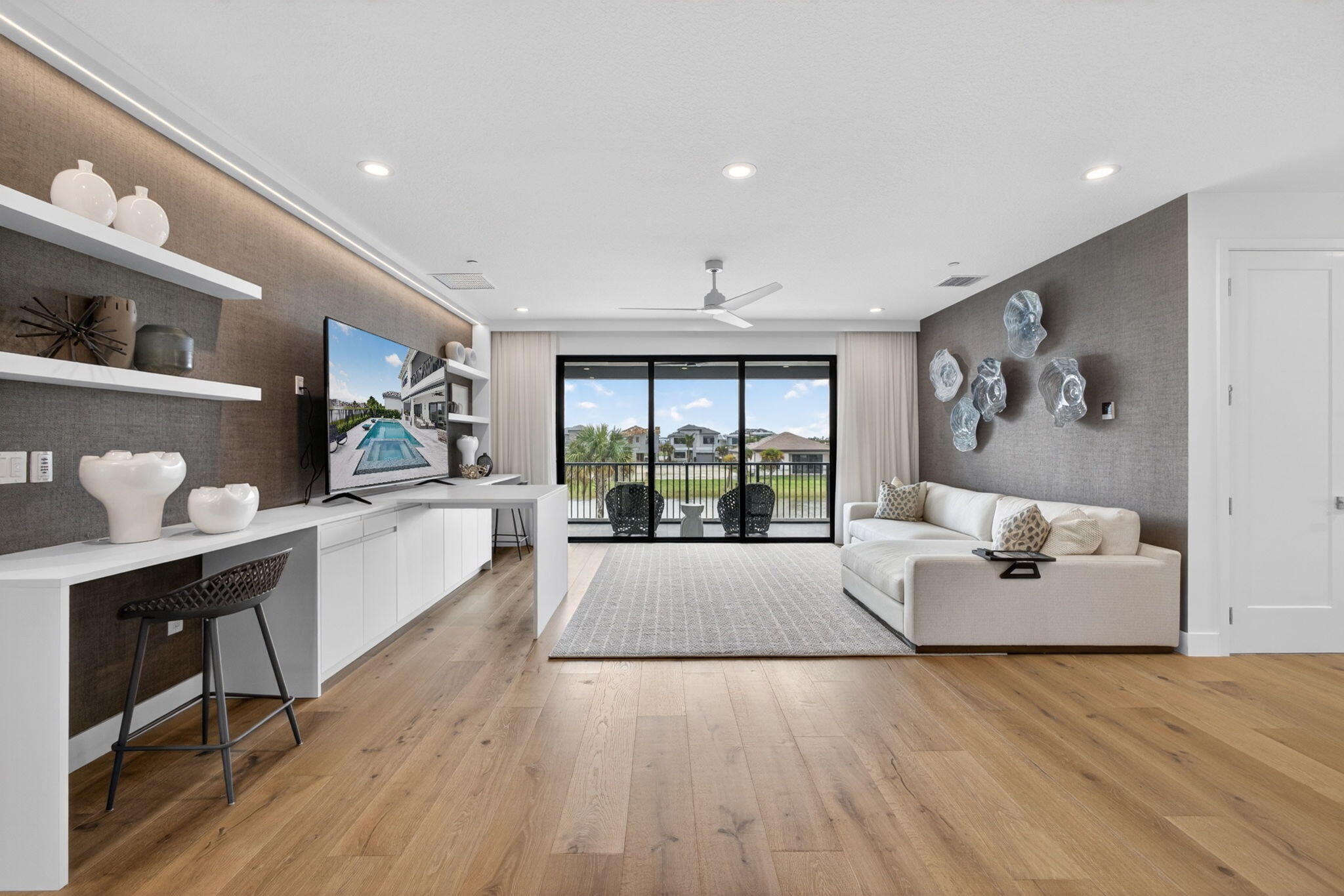 AVENIR POD - Residential