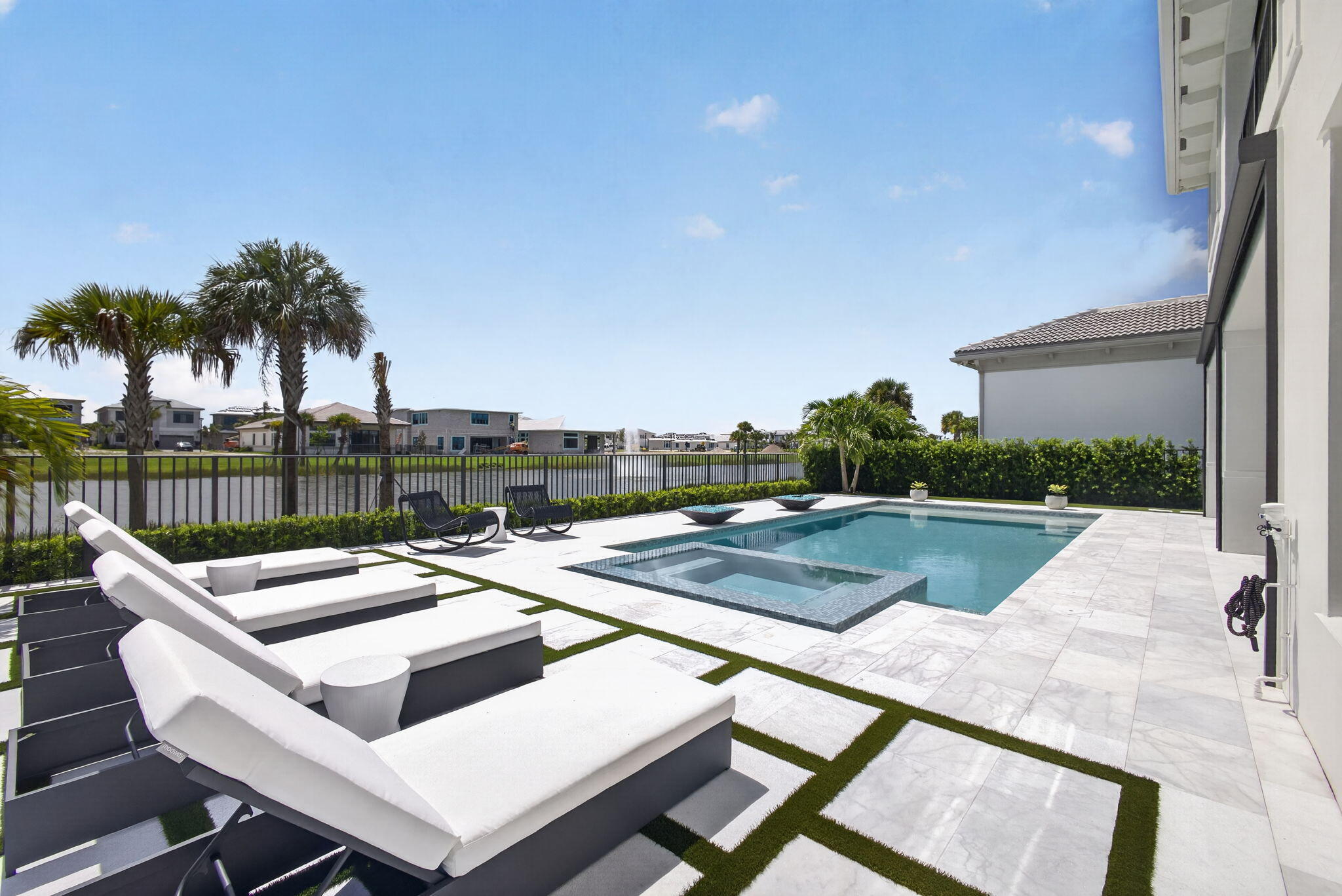 AVENIR POD - Residential