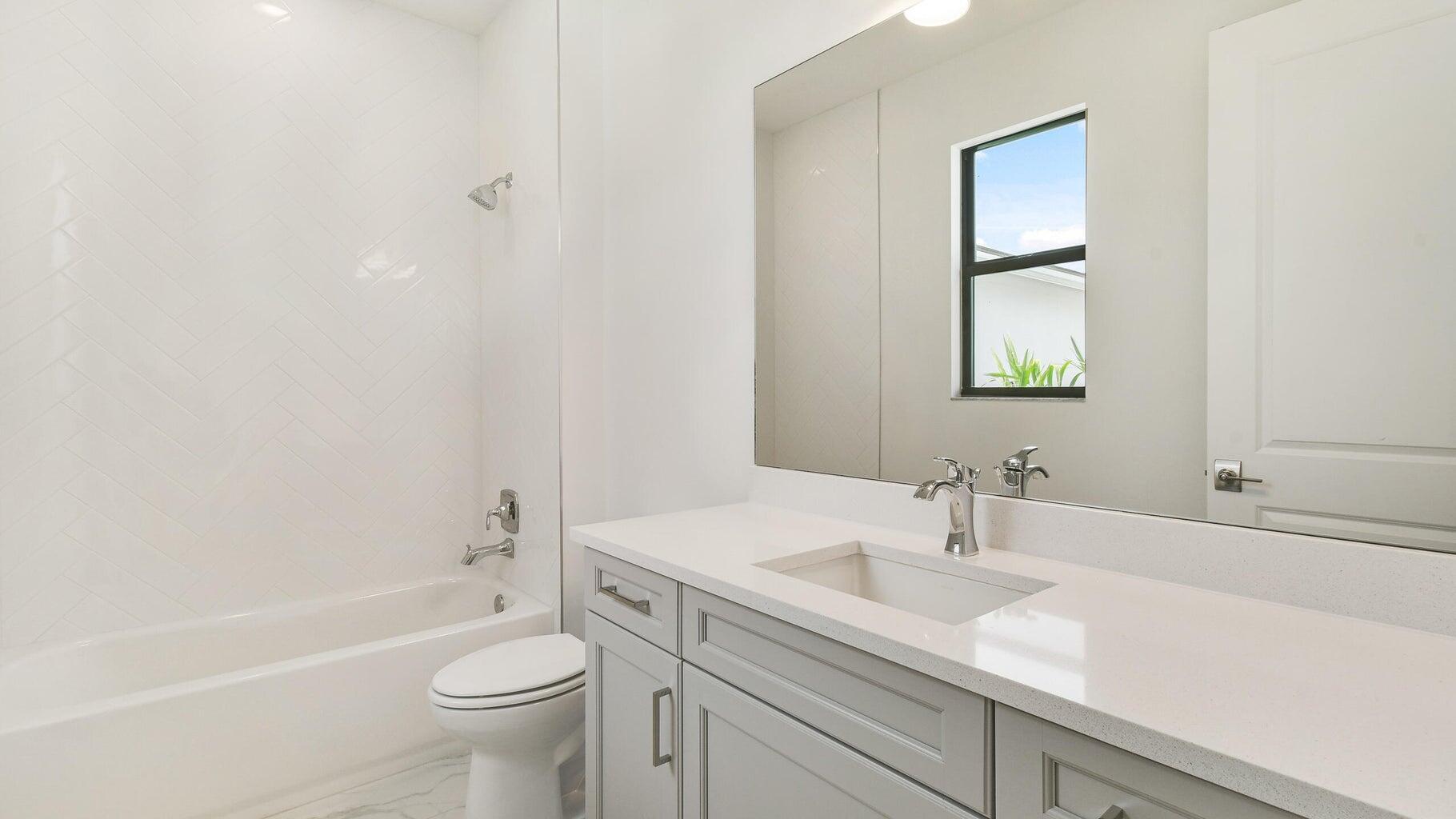 ALTON NEIGHBORHOOD - Residential Lease