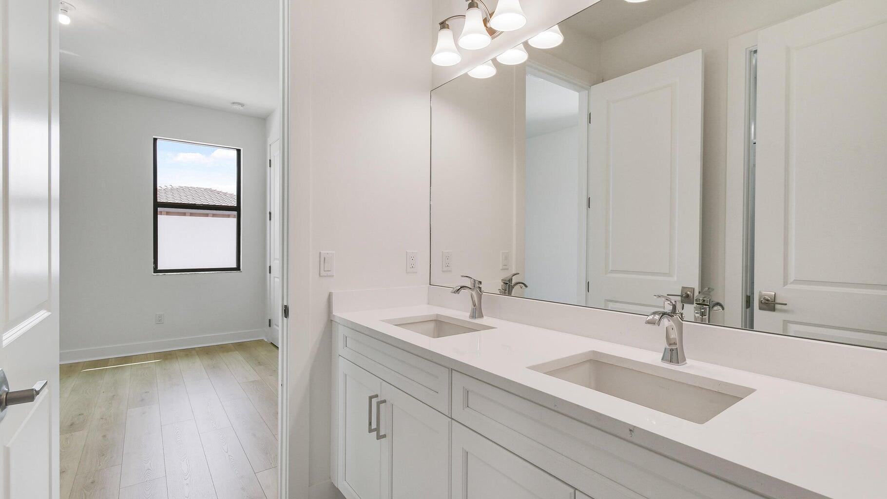 ALTON NEIGHBORHOOD - Residential Lease
