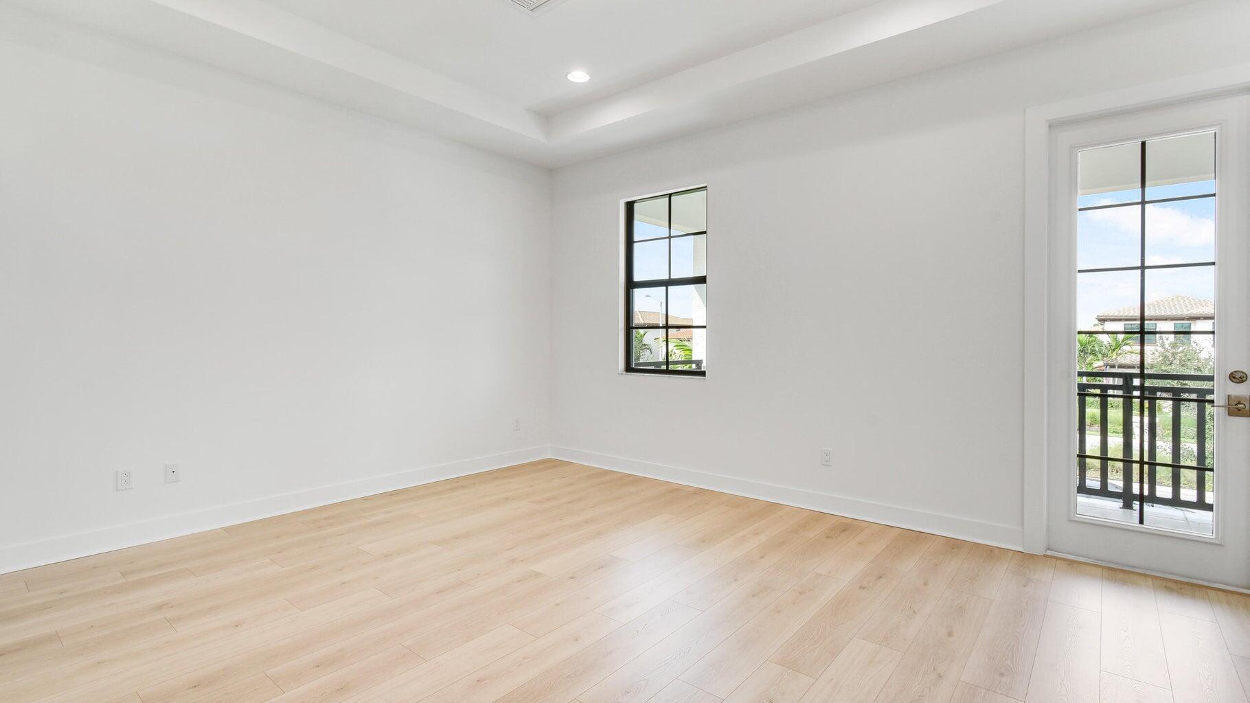 ALTON NEIGHBORHOOD - Residential Lease