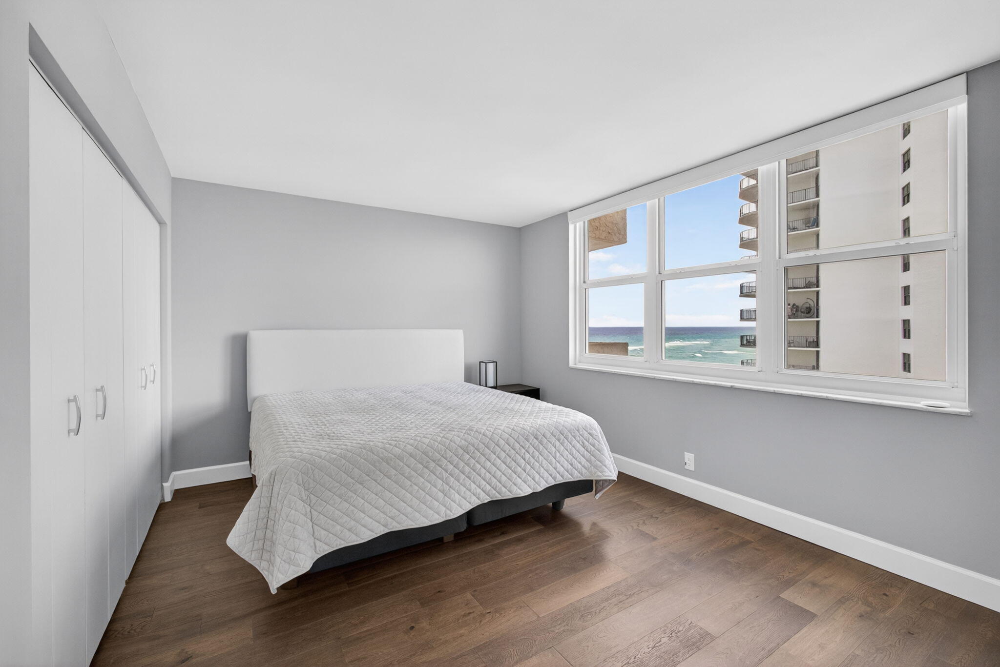 AQUARIUS CONDO - Residential