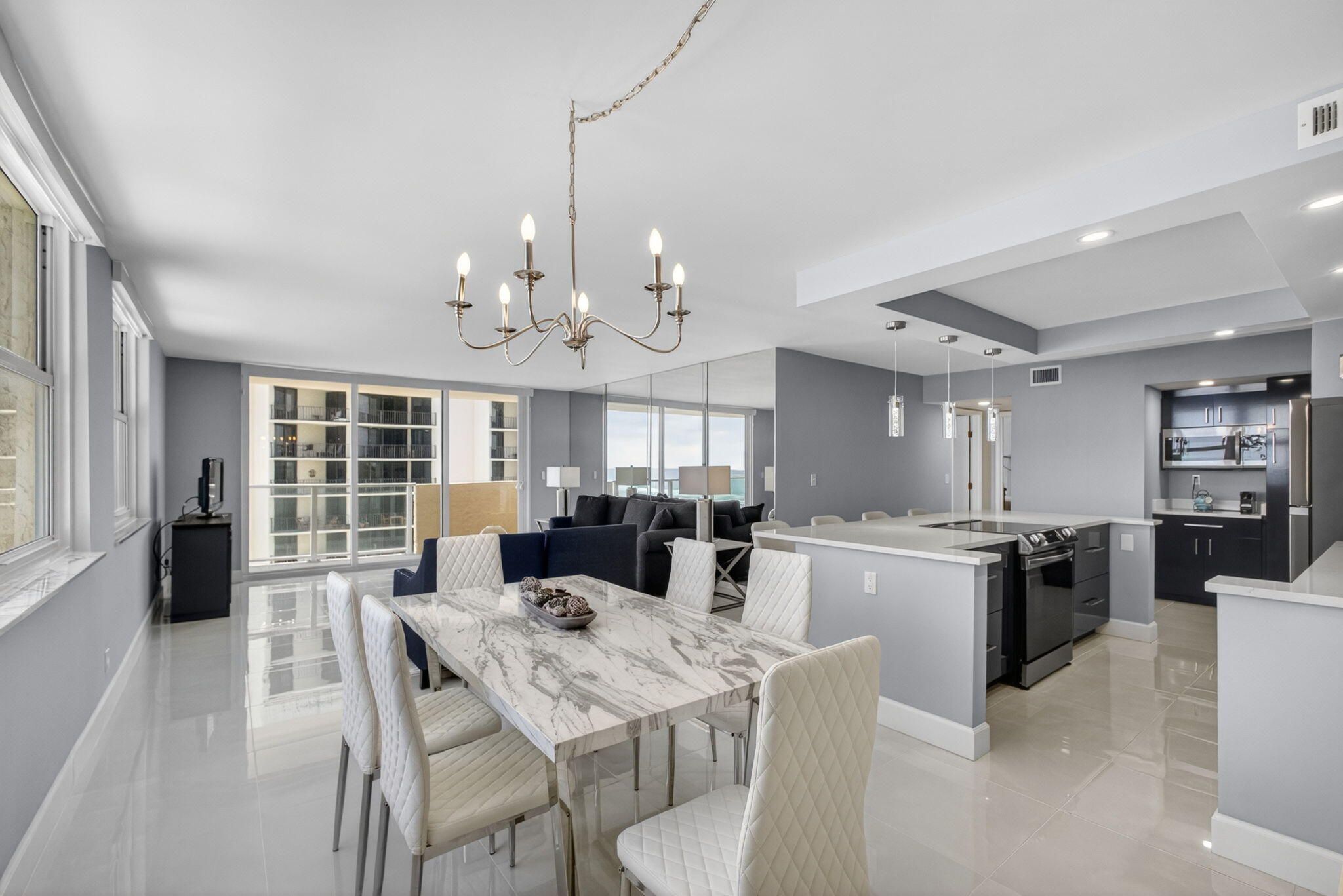 AQUARIUS CONDO - Residential