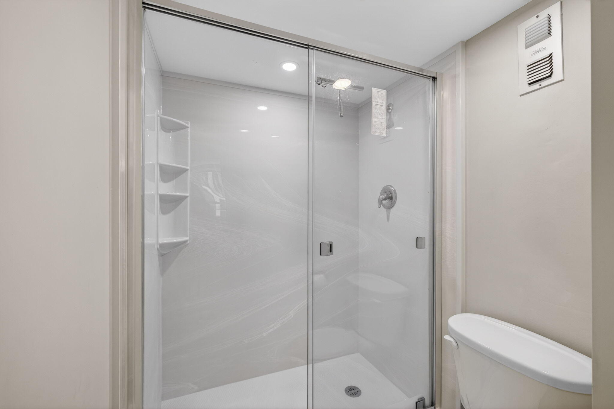 AQUARIUS CONDO - Residential