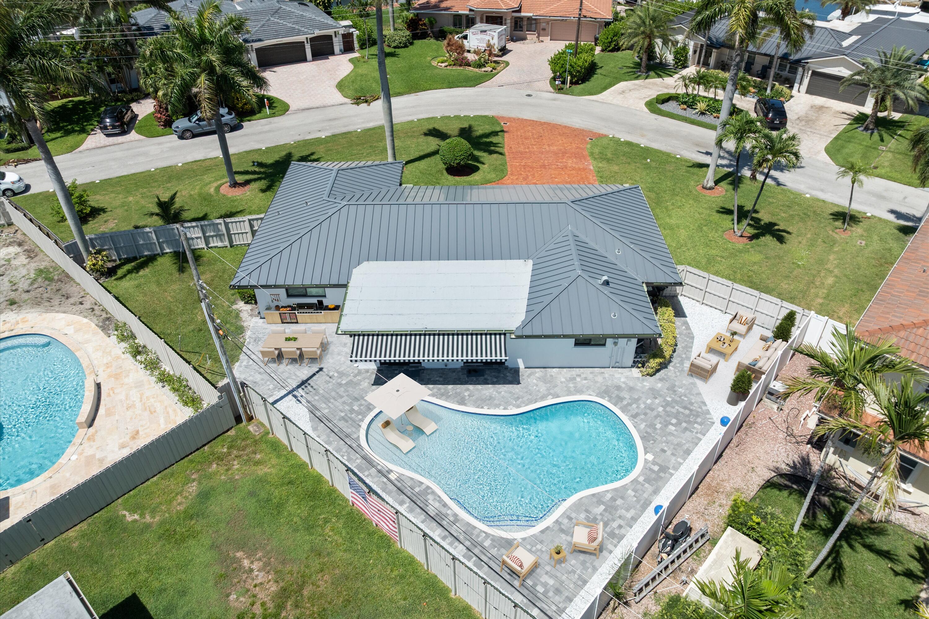 VENETIAN ISLES 3RD SEC - Residential
