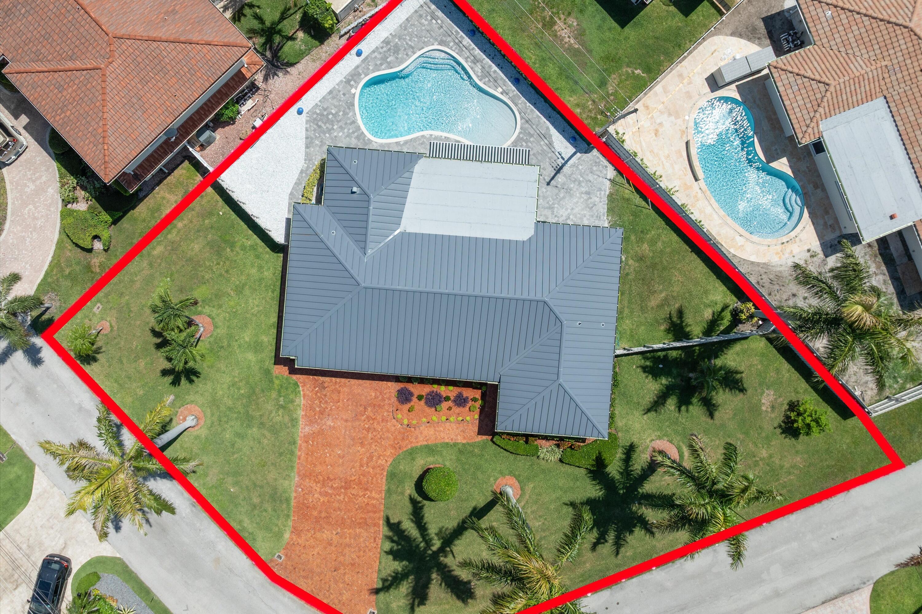 VENETIAN ISLES 3RD SEC - Residential