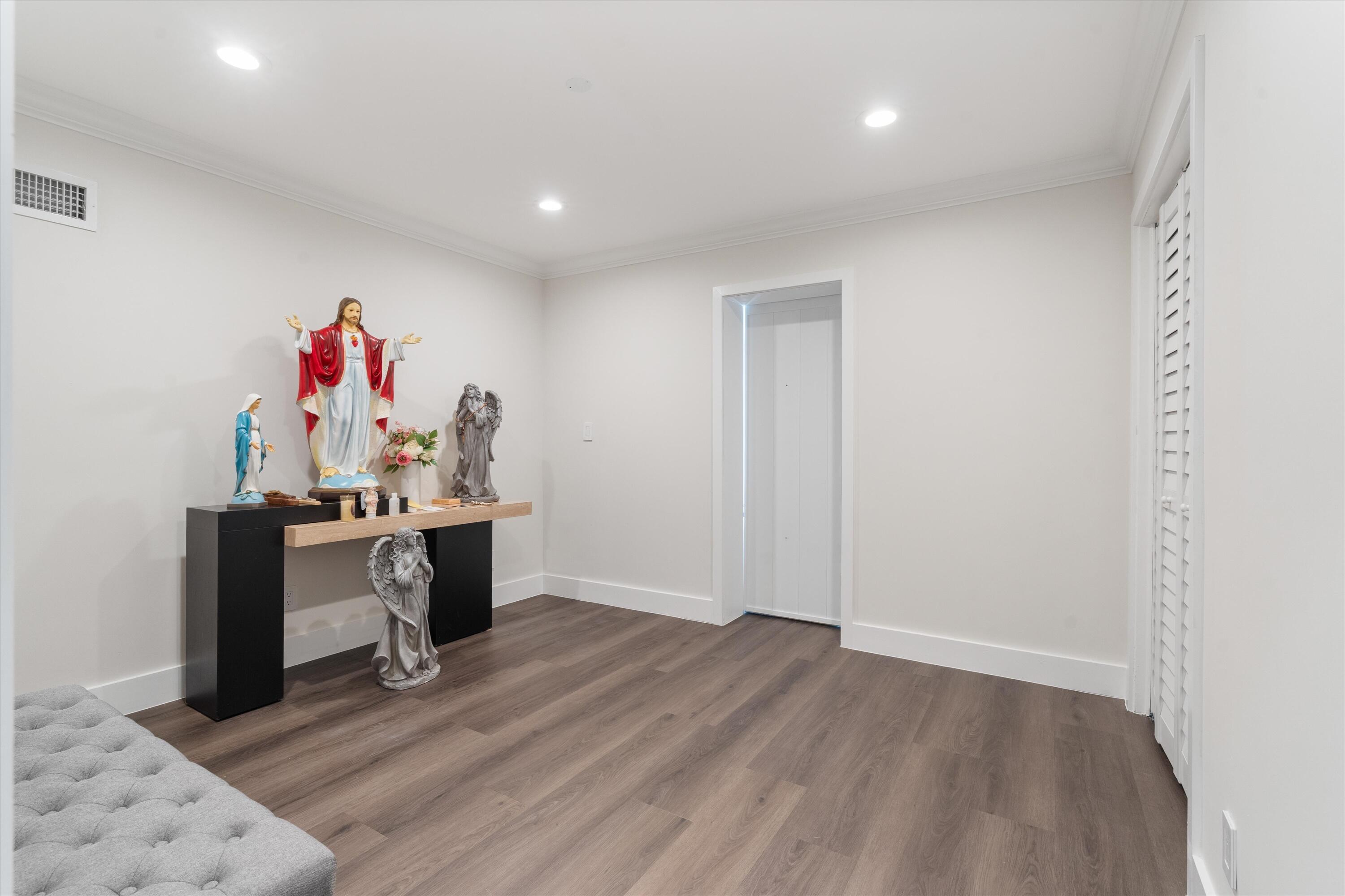 VENETIAN ISLES 3RD SEC - Residential
