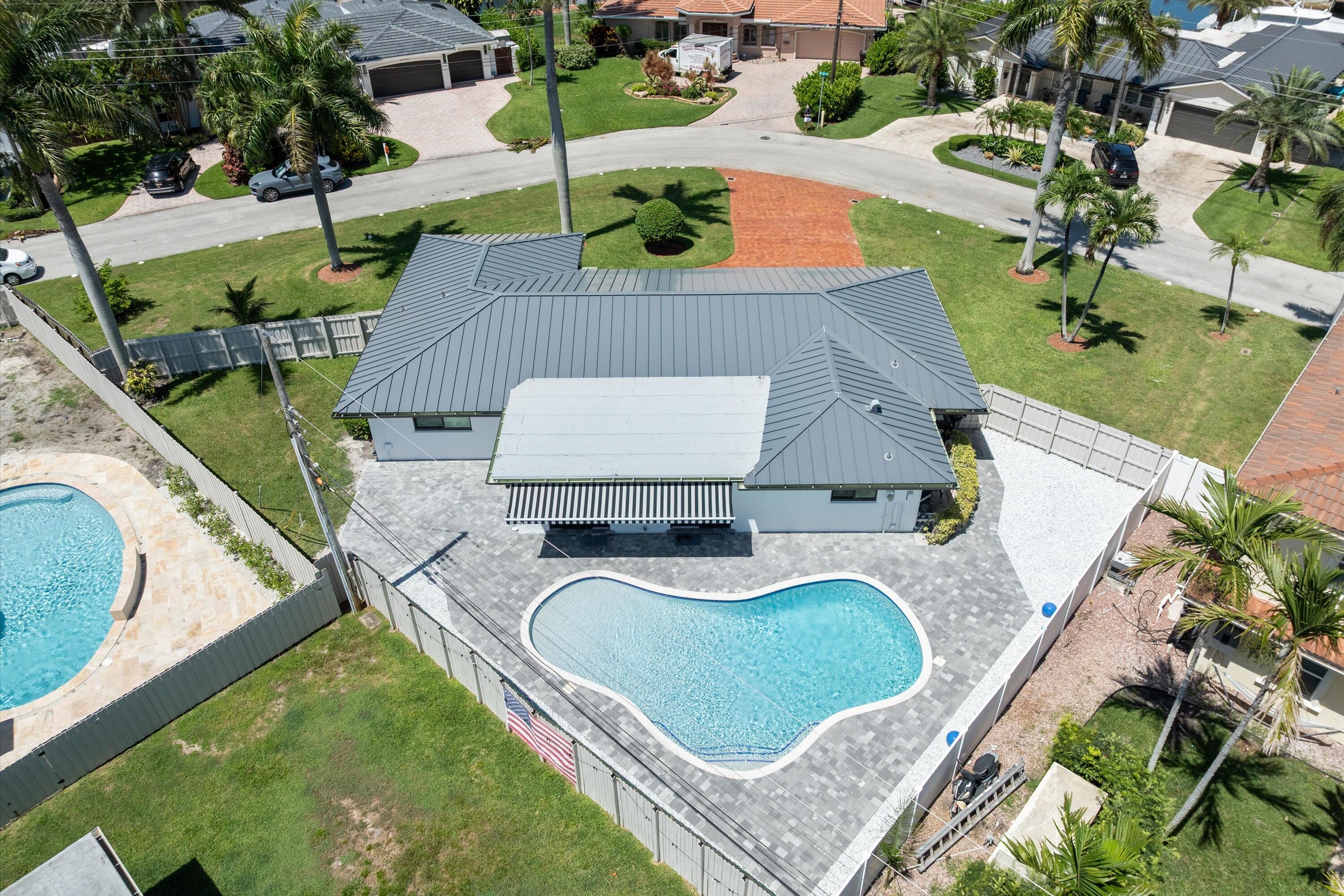 VENETIAN ISLES 3RD SEC - Residential