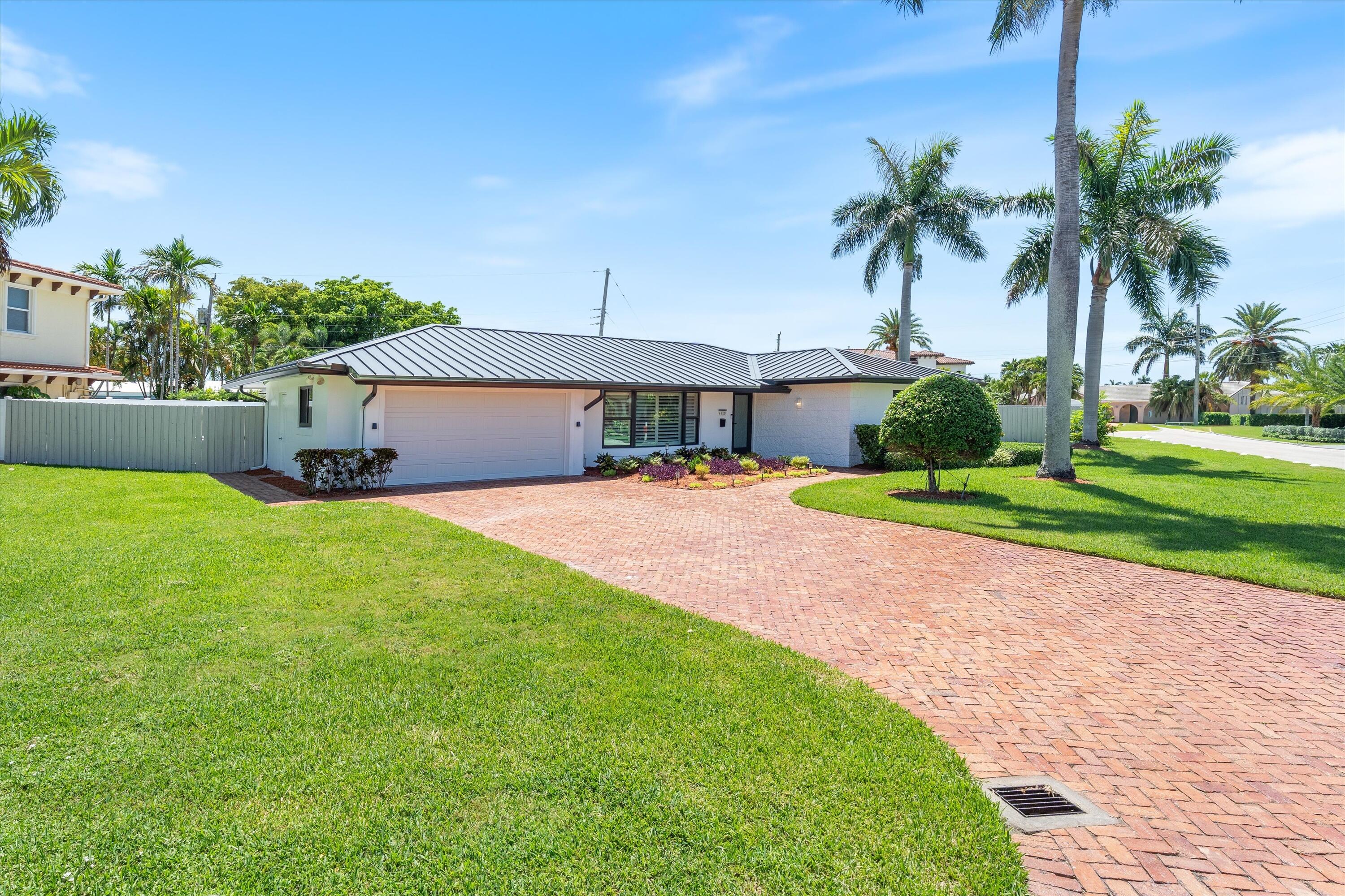 VENETIAN ISLES 3RD SEC - Residential
