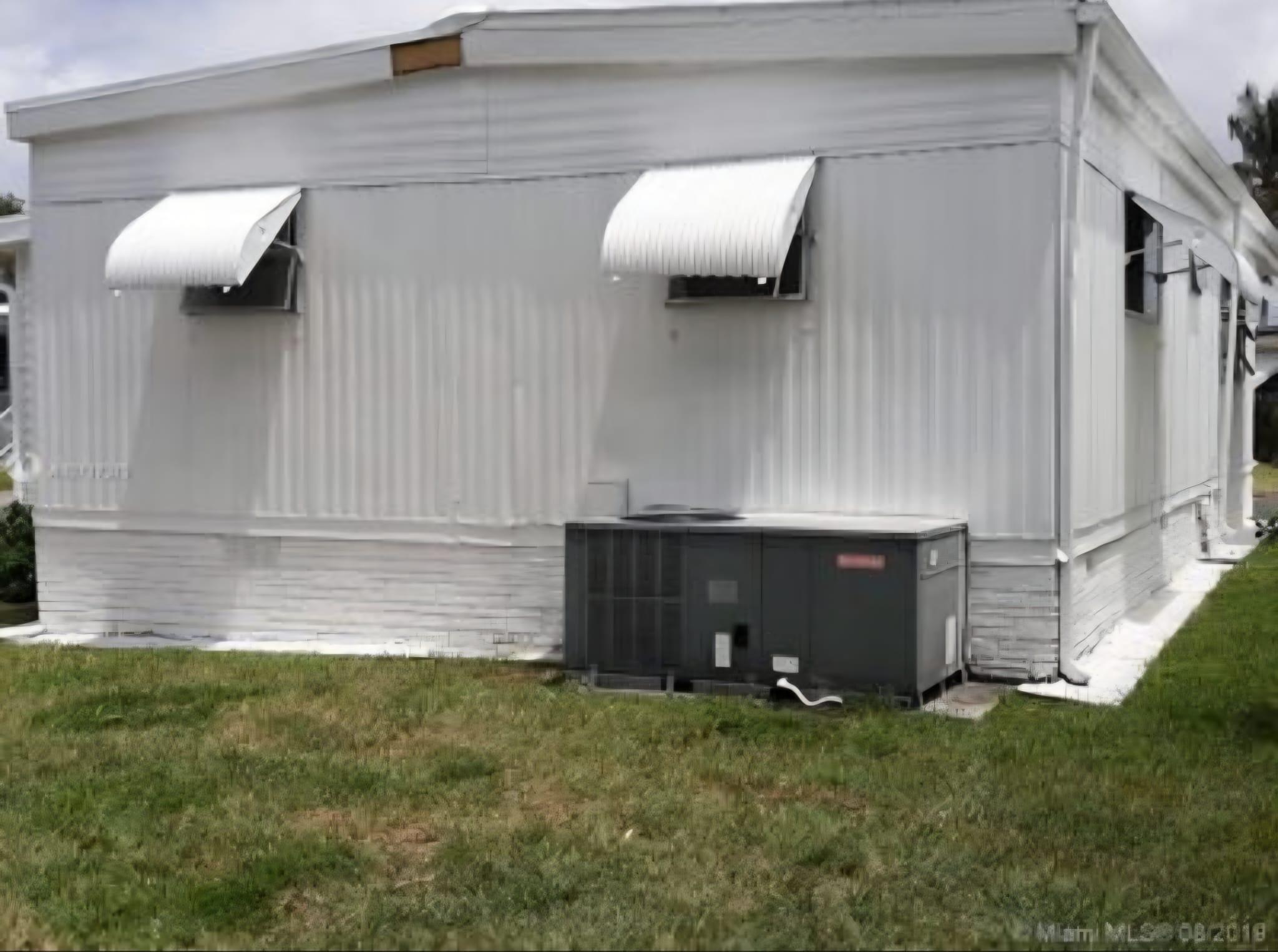 Orange Brook Mobile Home. - Residential