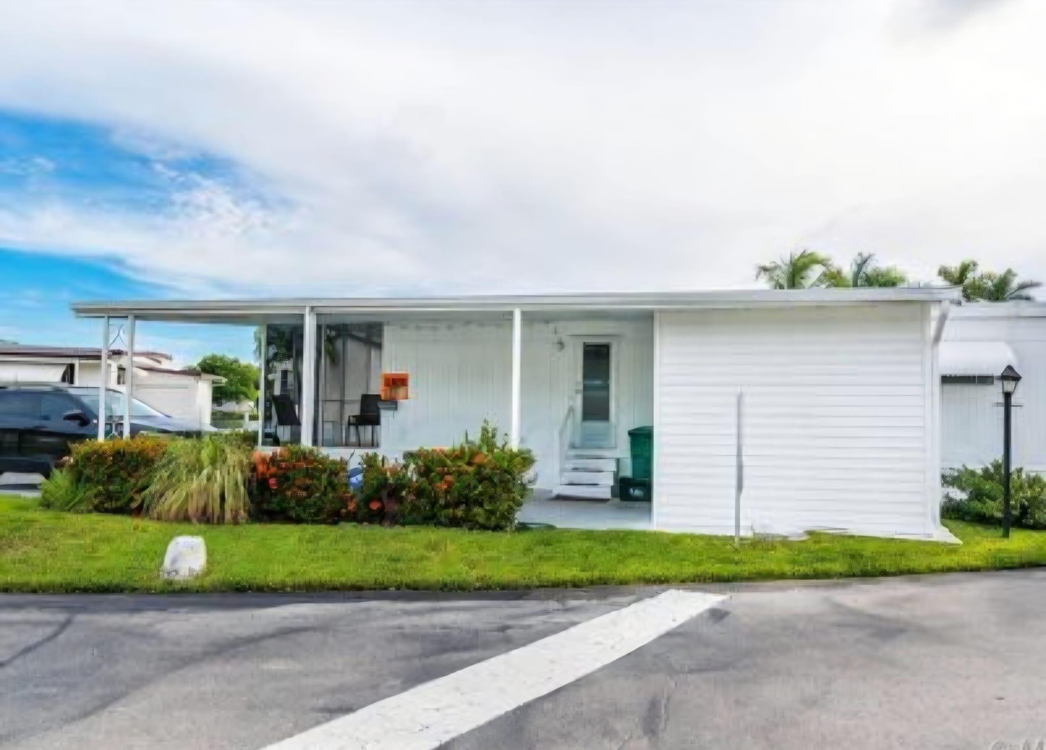 Orange Brook Mobile Home. - Residential