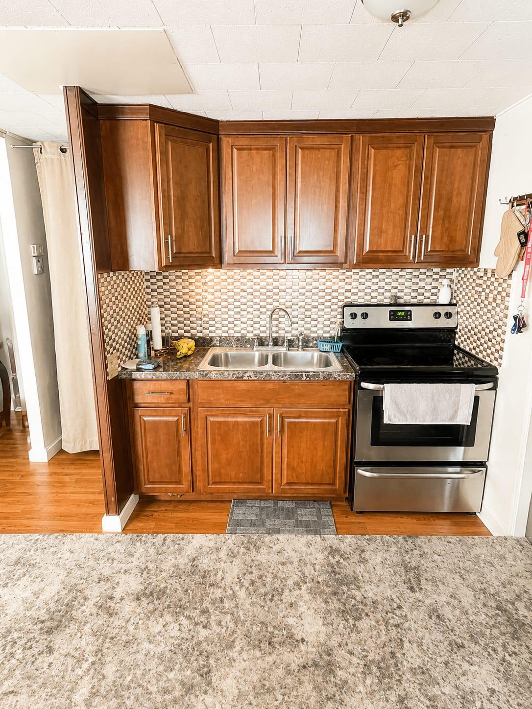 Orange Brook Mobile Home. - Residential