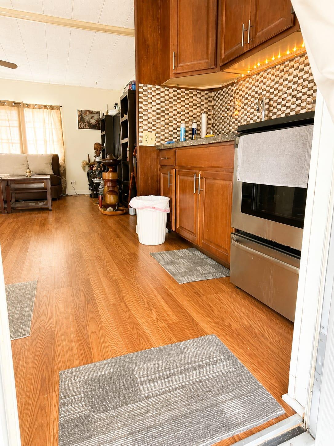 Orange Brook Mobile Home. - Residential