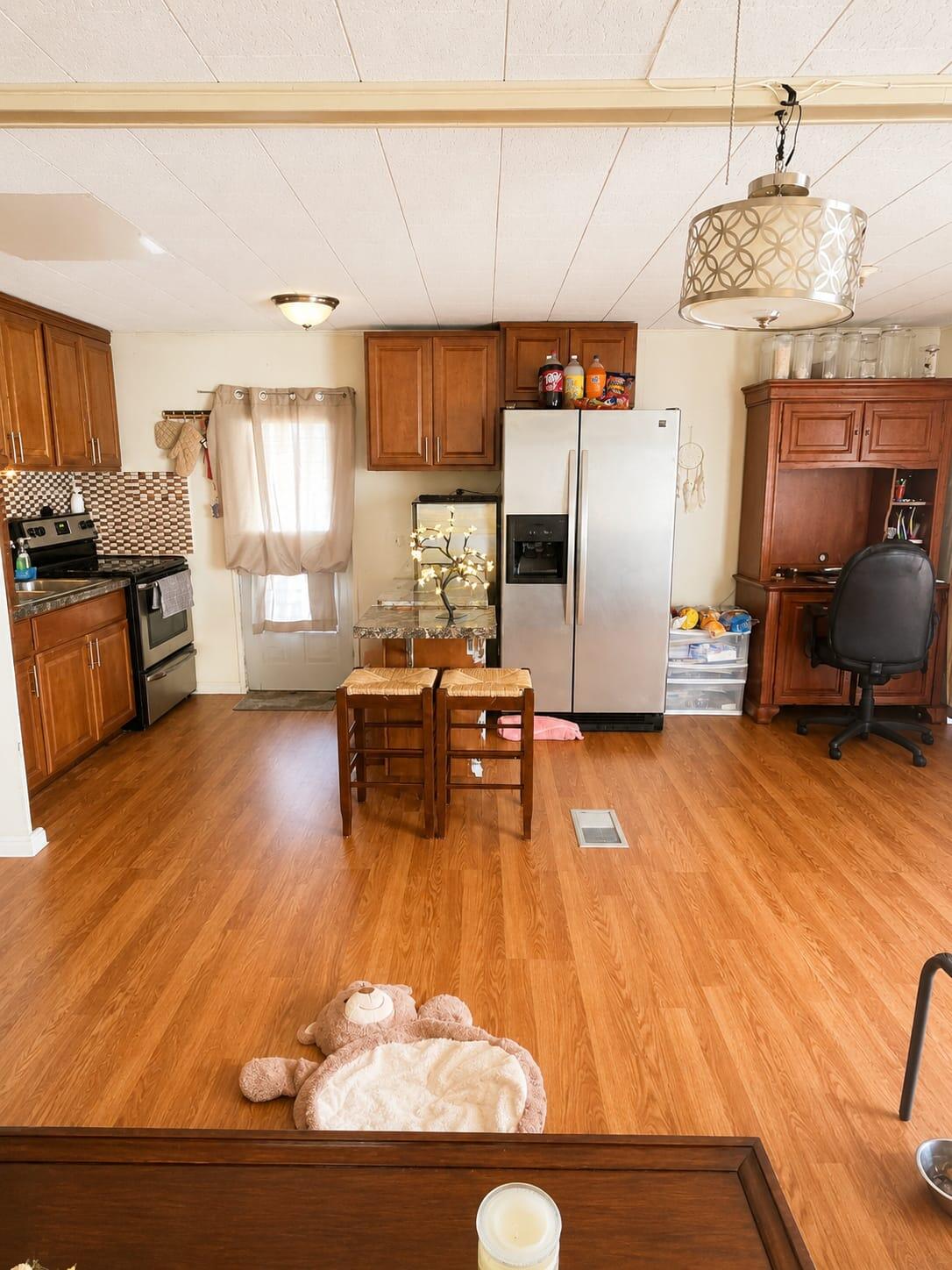Orange Brook Mobile Home. - Residential