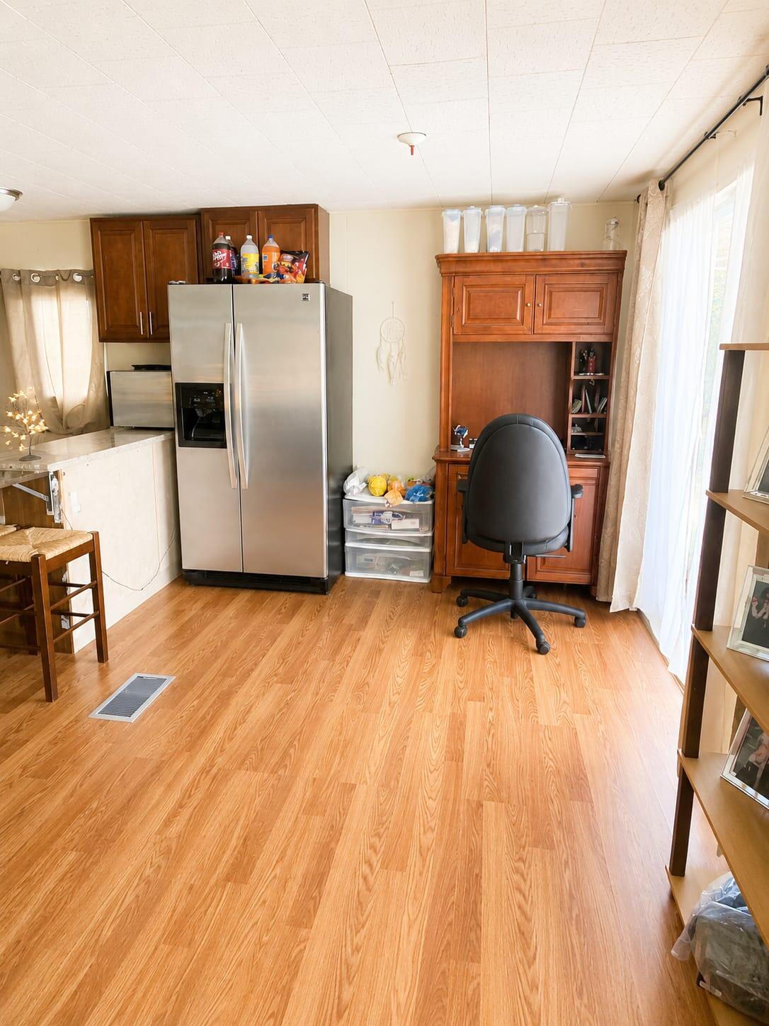 Orange Brook Mobile Home. - Residential