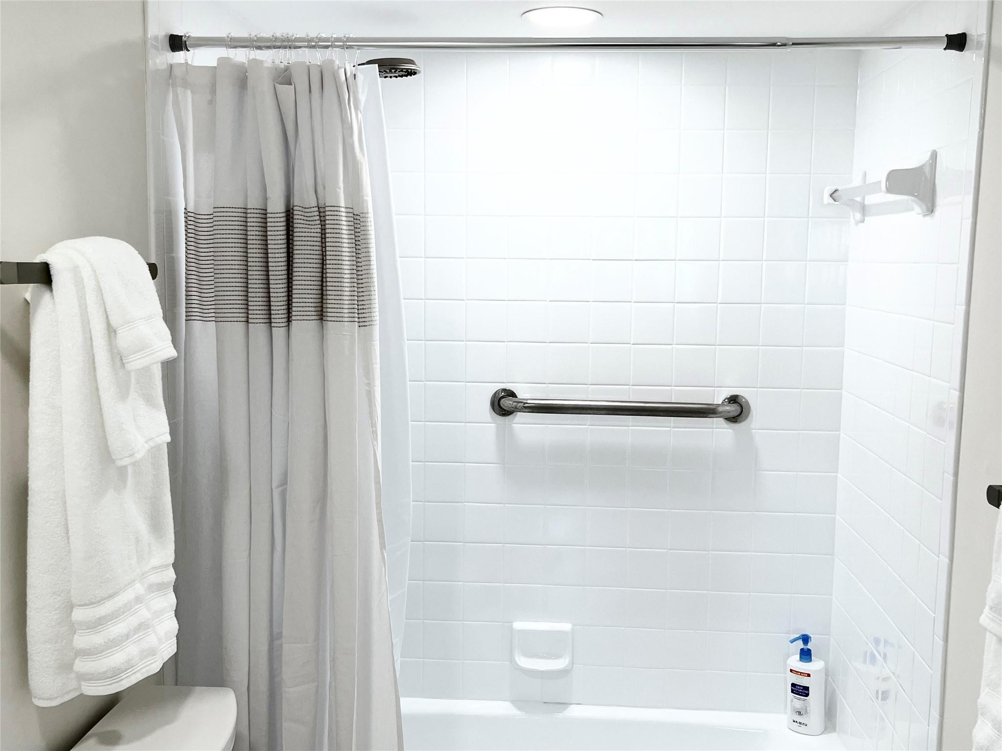 INLET VILLAGE CONDO - Residential Lease