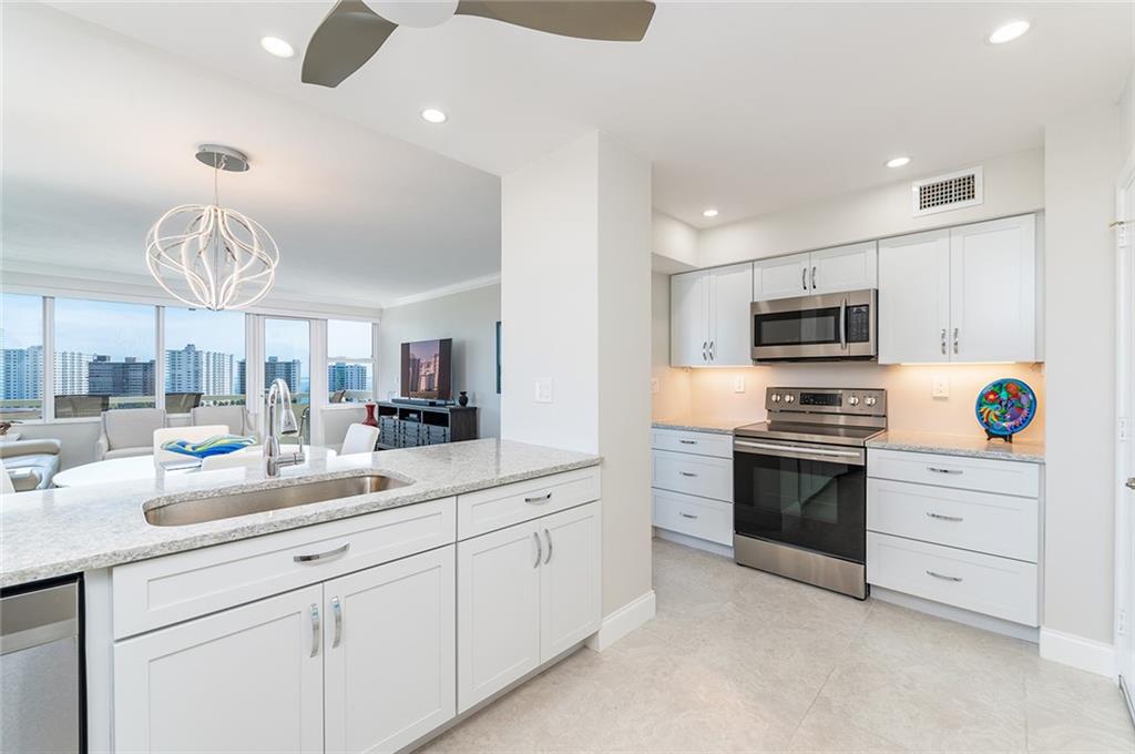 Coral Ridge Towers North - Residential