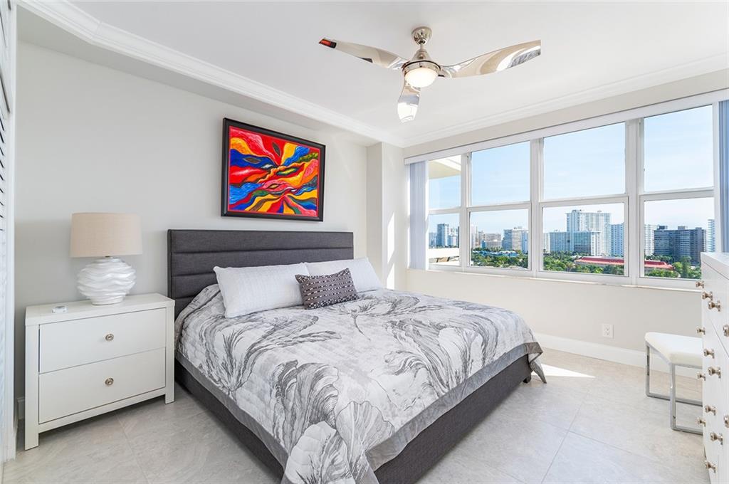 Coral Ridge Towers North - Residential