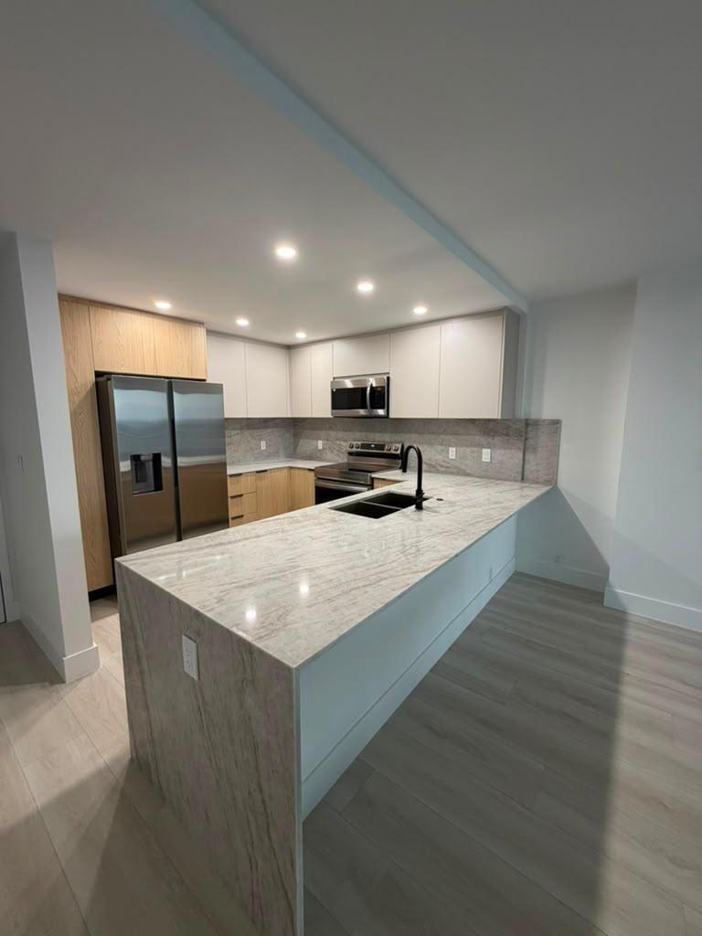 GOLDEN HORN SOUTH CONDO - Residential