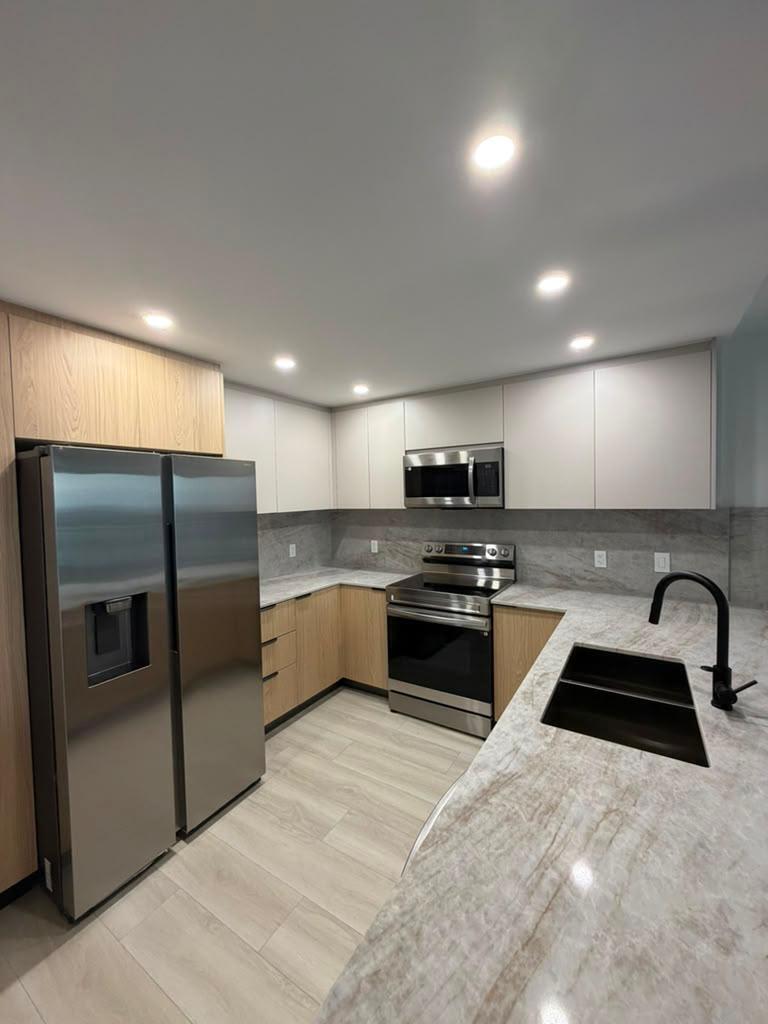 GOLDEN HORN SOUTH CONDO - Residential