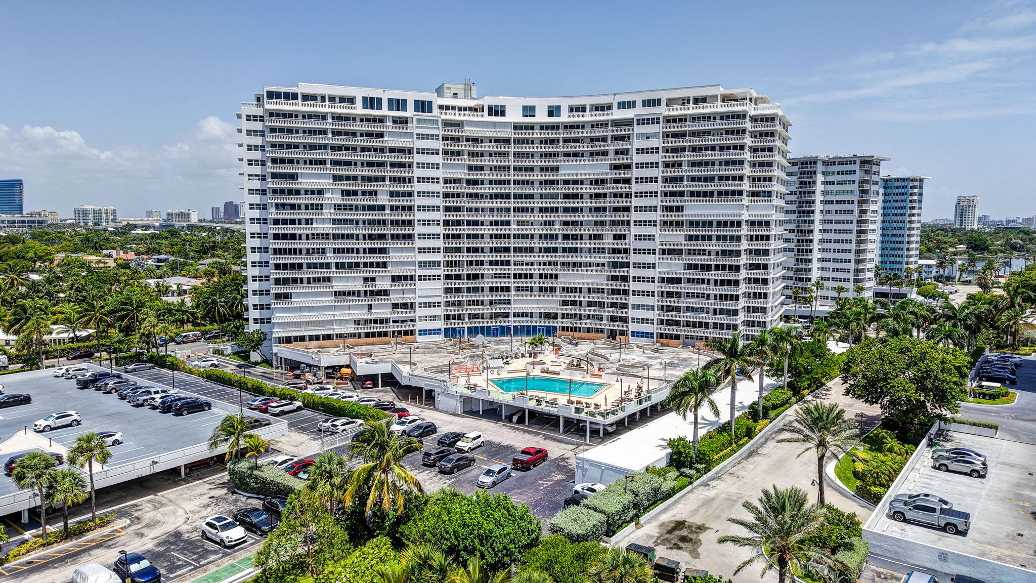 EVERGLADES HOUSE CONDO - Residential Lease