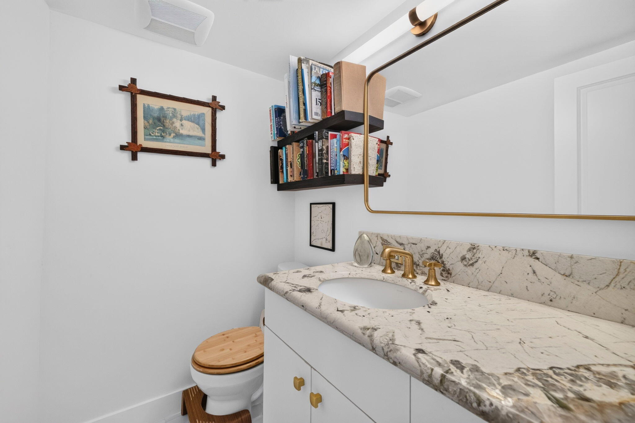 EVERGLADES HOUSE CONDO - Residential Lease