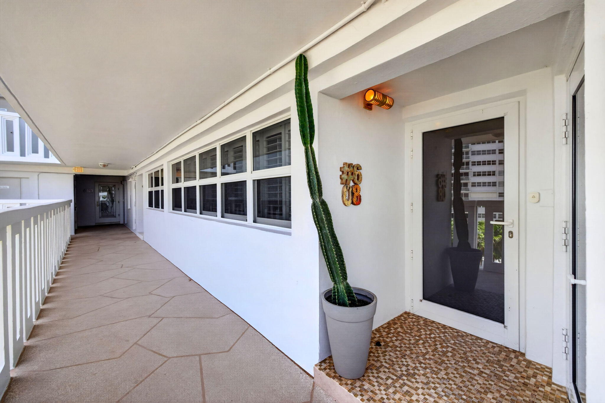 EVERGLADES HOUSE CONDO - Residential Lease