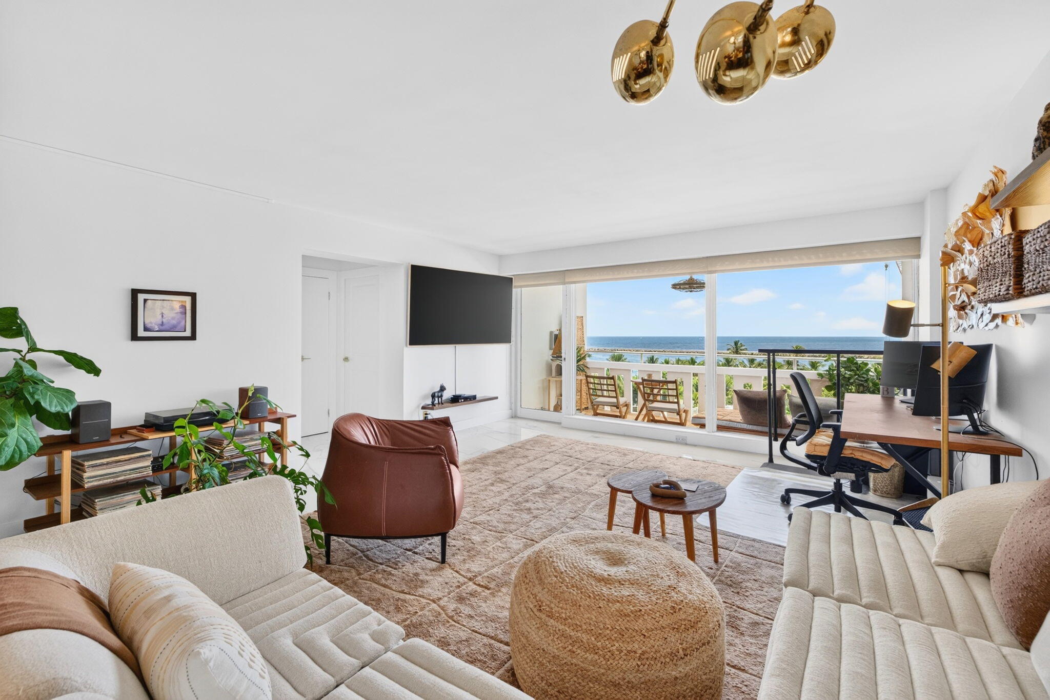 EVERGLADES HOUSE CONDO - Residential Lease