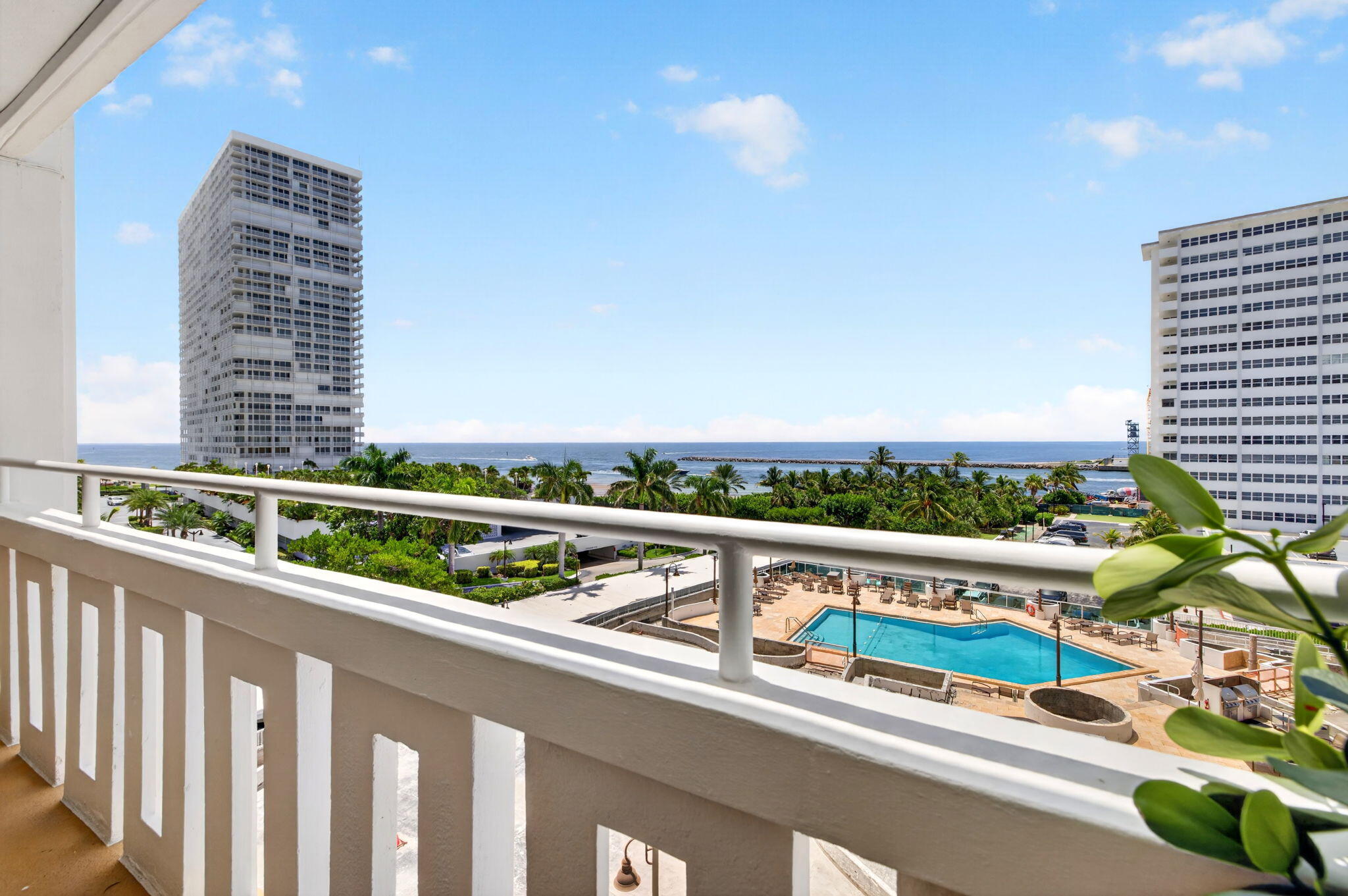 EVERGLADES HOUSE CONDO - Residential Lease