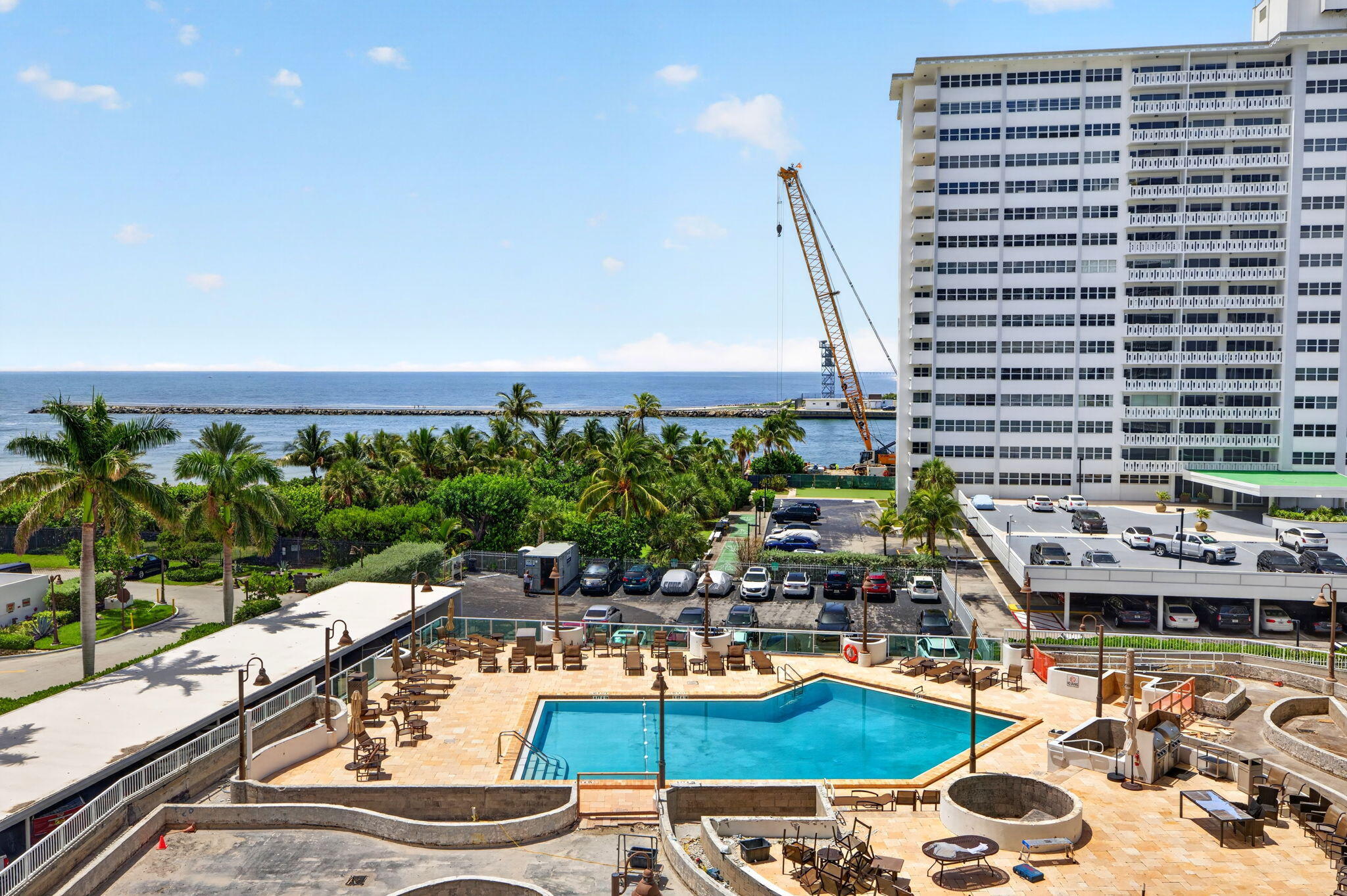 EVERGLADES HOUSE CONDO - Residential Lease