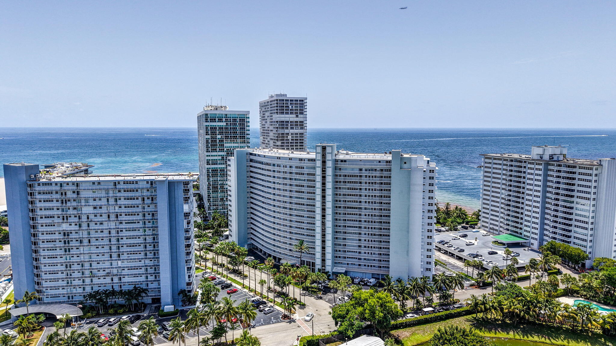 EVERGLADES HOUSE CONDO - Residential Lease