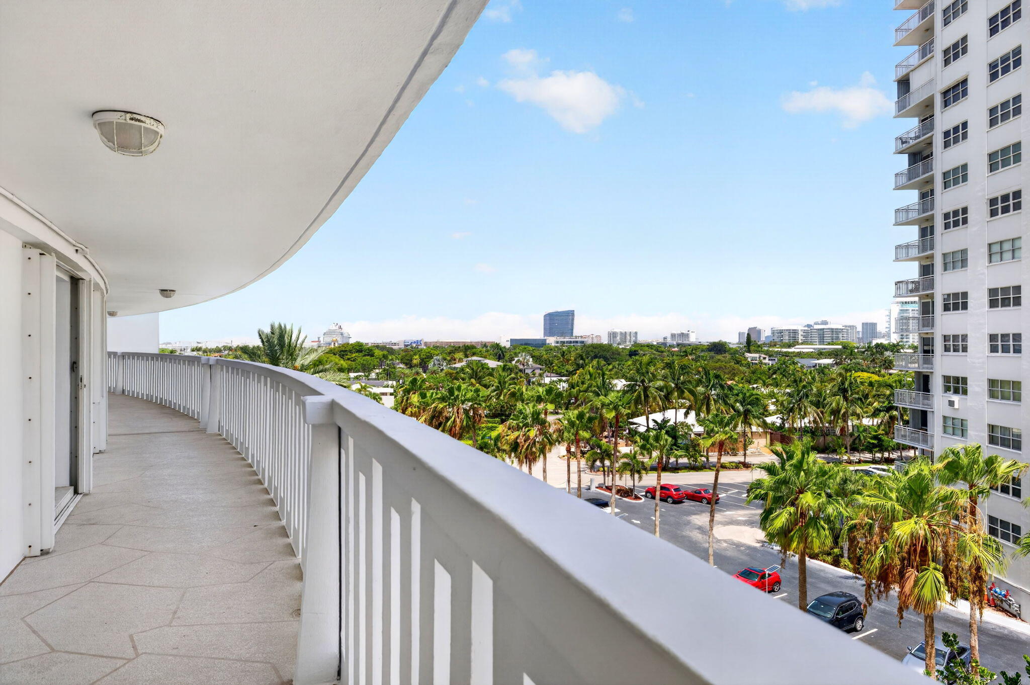 EVERGLADES HOUSE CONDO - Residential Lease