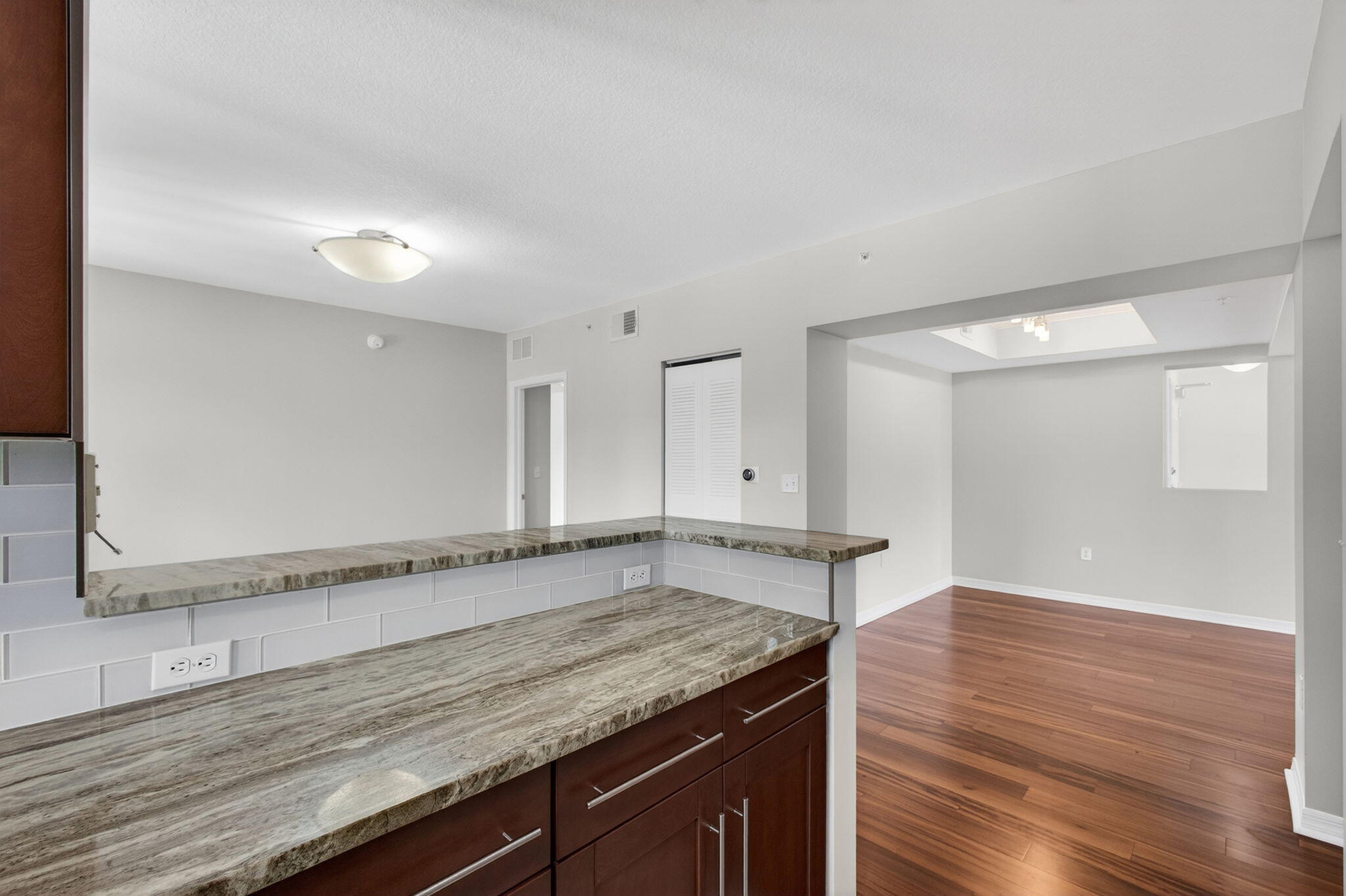 RESIDENCES AT MIDTOWN CONDO - Residential