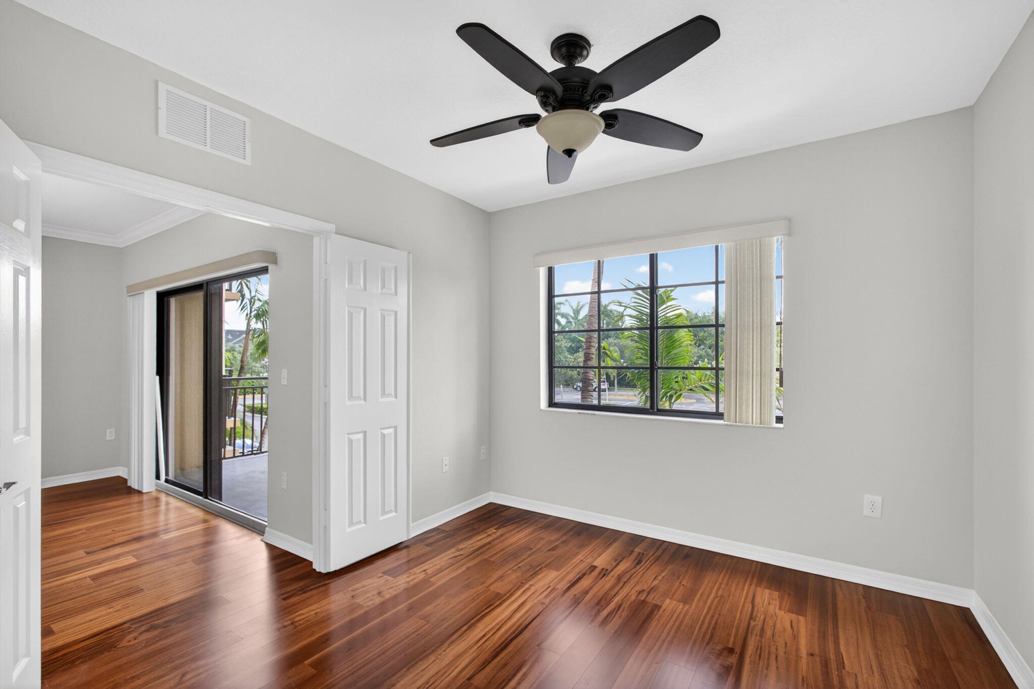 RESIDENCES AT MIDTOWN CONDO - Residential