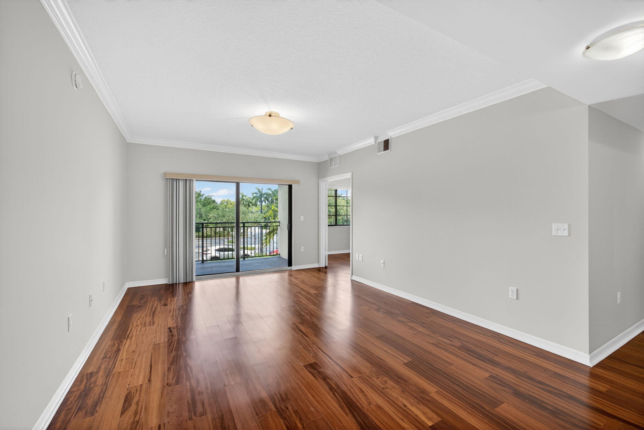 RESIDENCES AT MIDTOWN CONDO - Residential