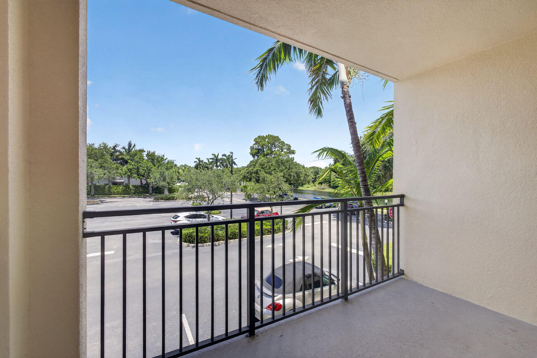 RESIDENCES AT MIDTOWN CONDO - Residential