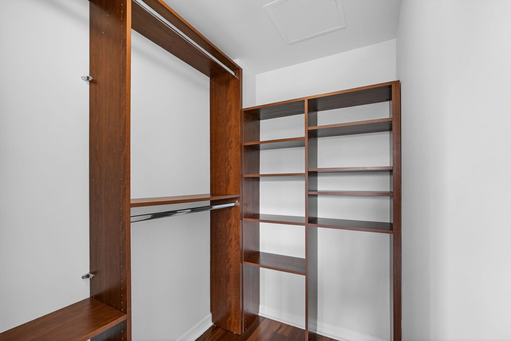 RESIDENCES AT MIDTOWN CONDO - Residential