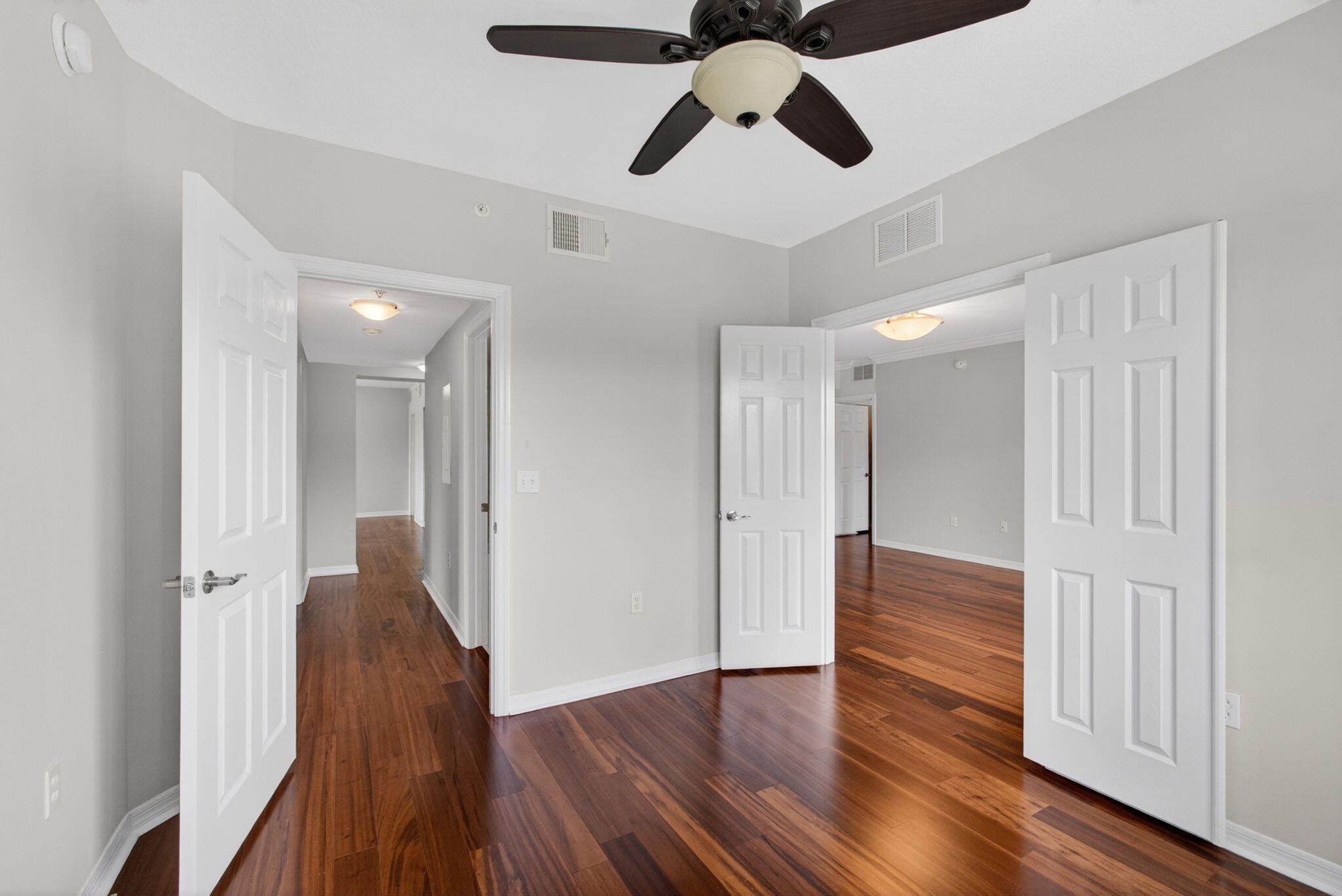 RESIDENCES AT MIDTOWN CONDO - Residential